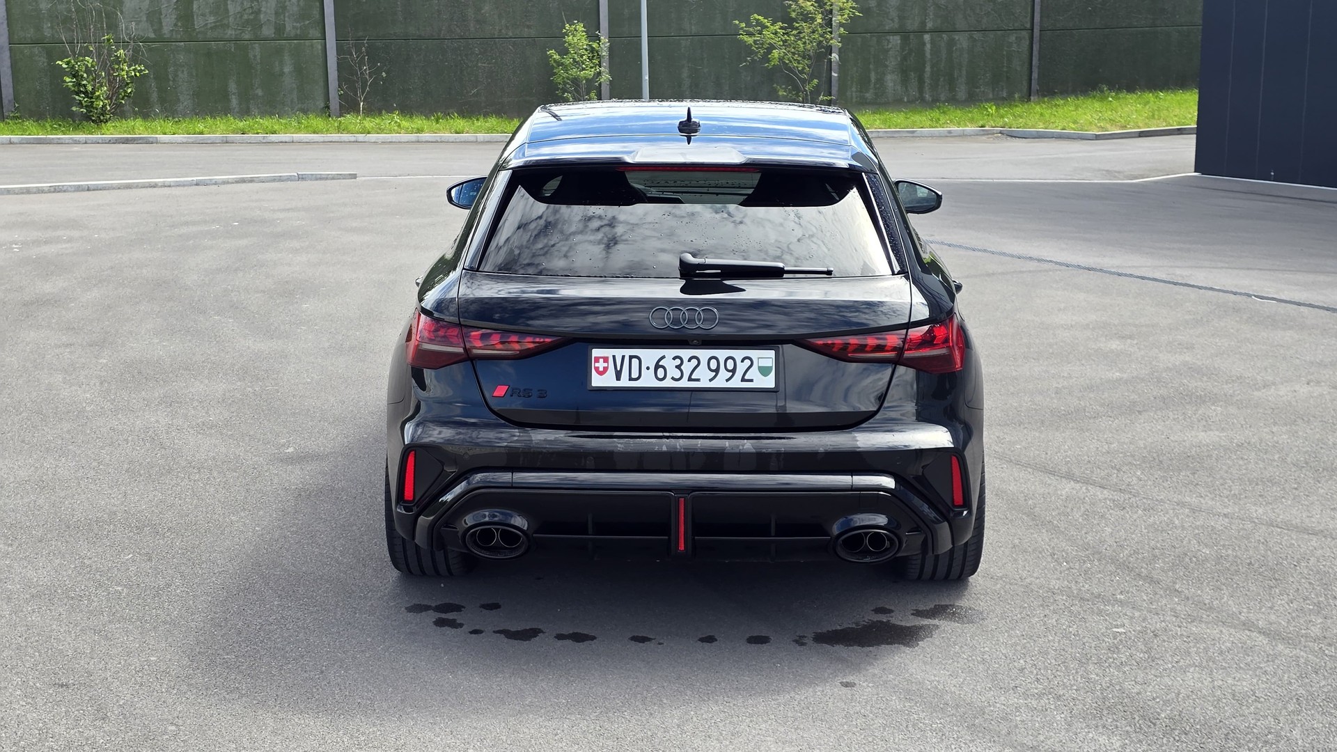 AUDI 2.5 TFSI quattro S-Tronic-image-4