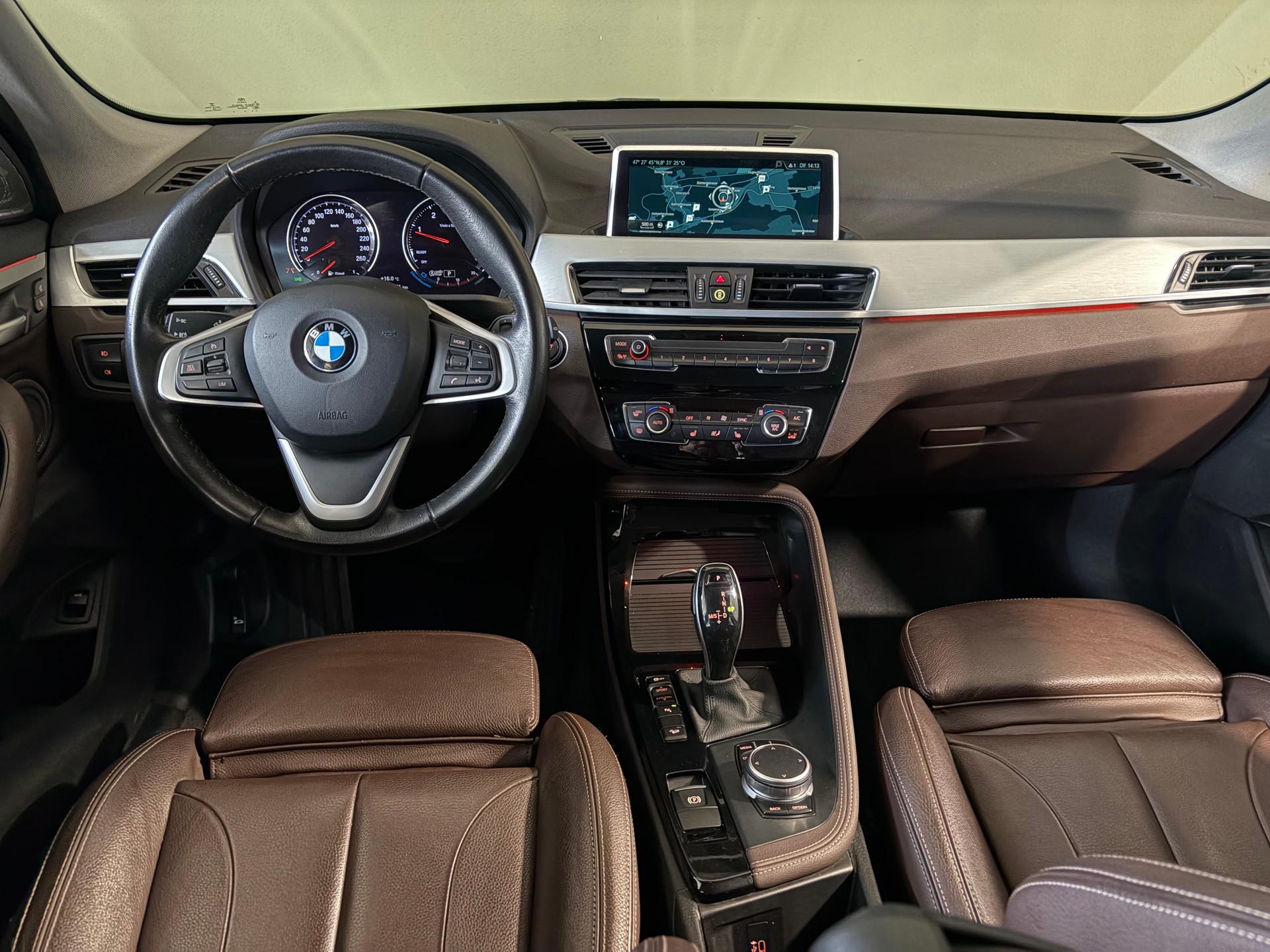 BMW X1 xDrive 20d Sport Line Steptronic*CH-Fahrzeug*-image-5