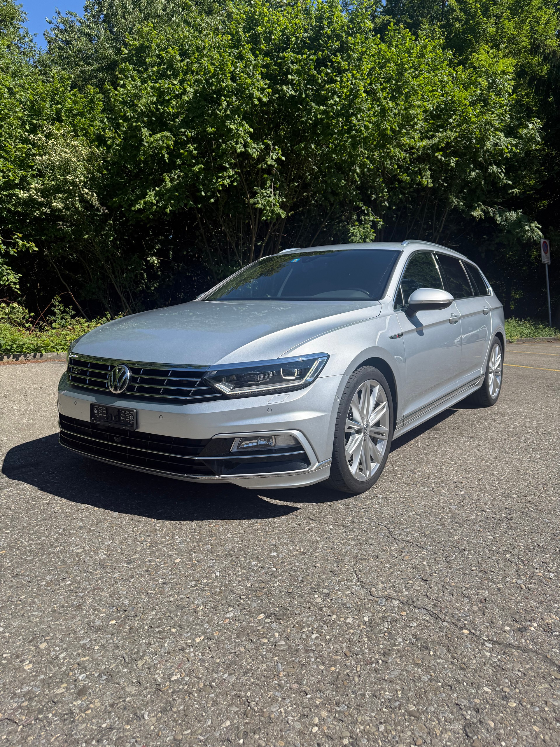 VW 2.0 TDI 240 SCR Highl. DSG 4m