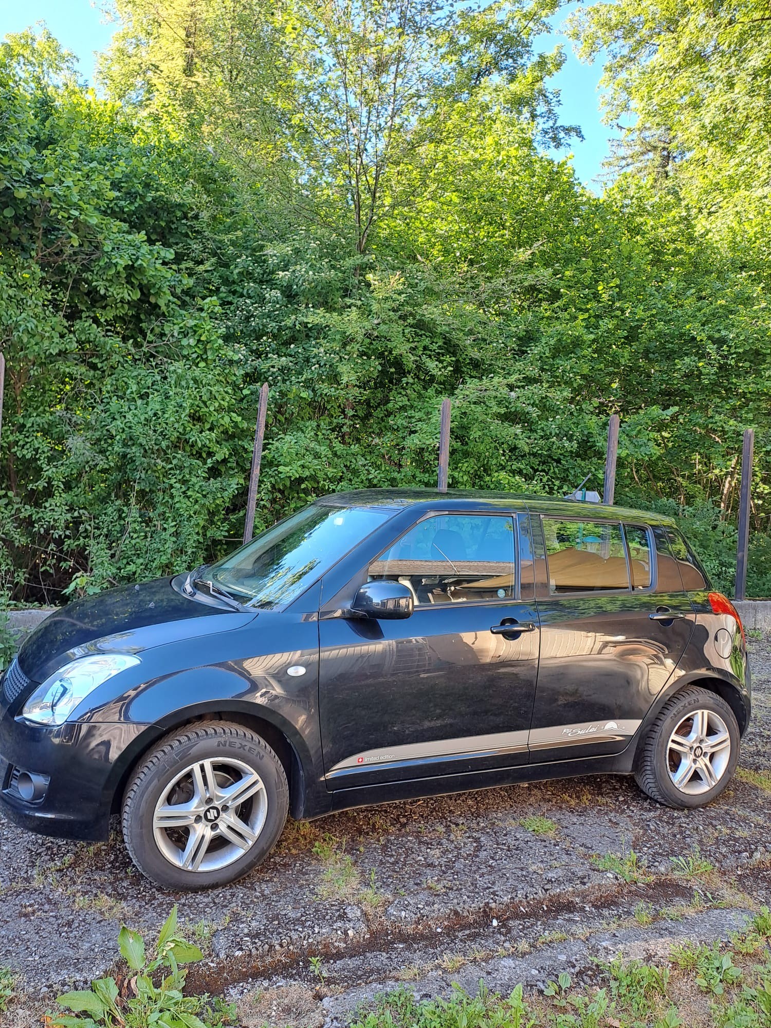 SUZUKI Swift 1.3i 16V GL Top 4x4-image-6