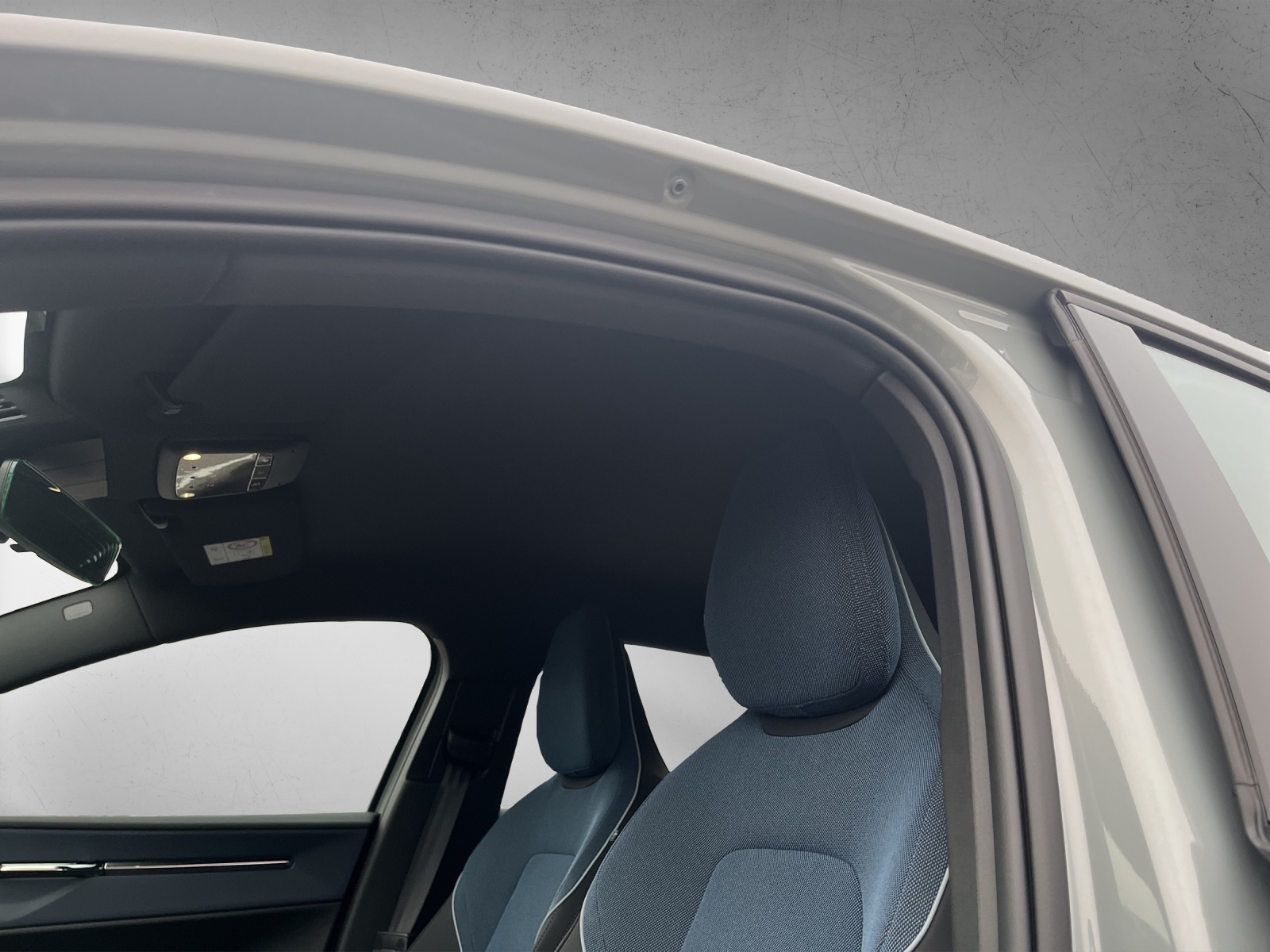 VOLVO EX30 E60 Core-image-11