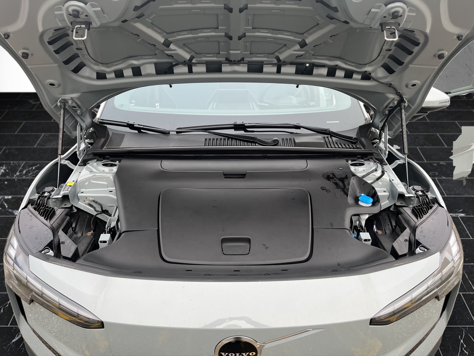 VOLVO EX30 E60 Core-image-17