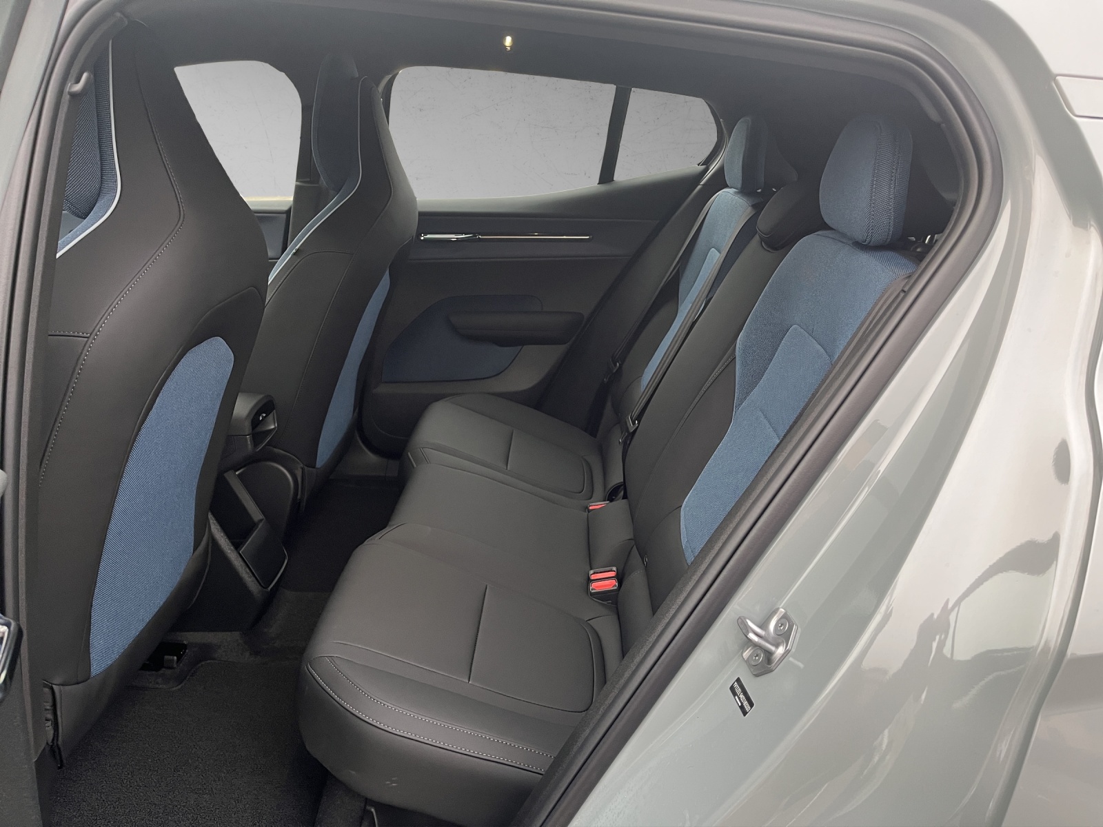 VOLVO EX30 E60 Core-image-10