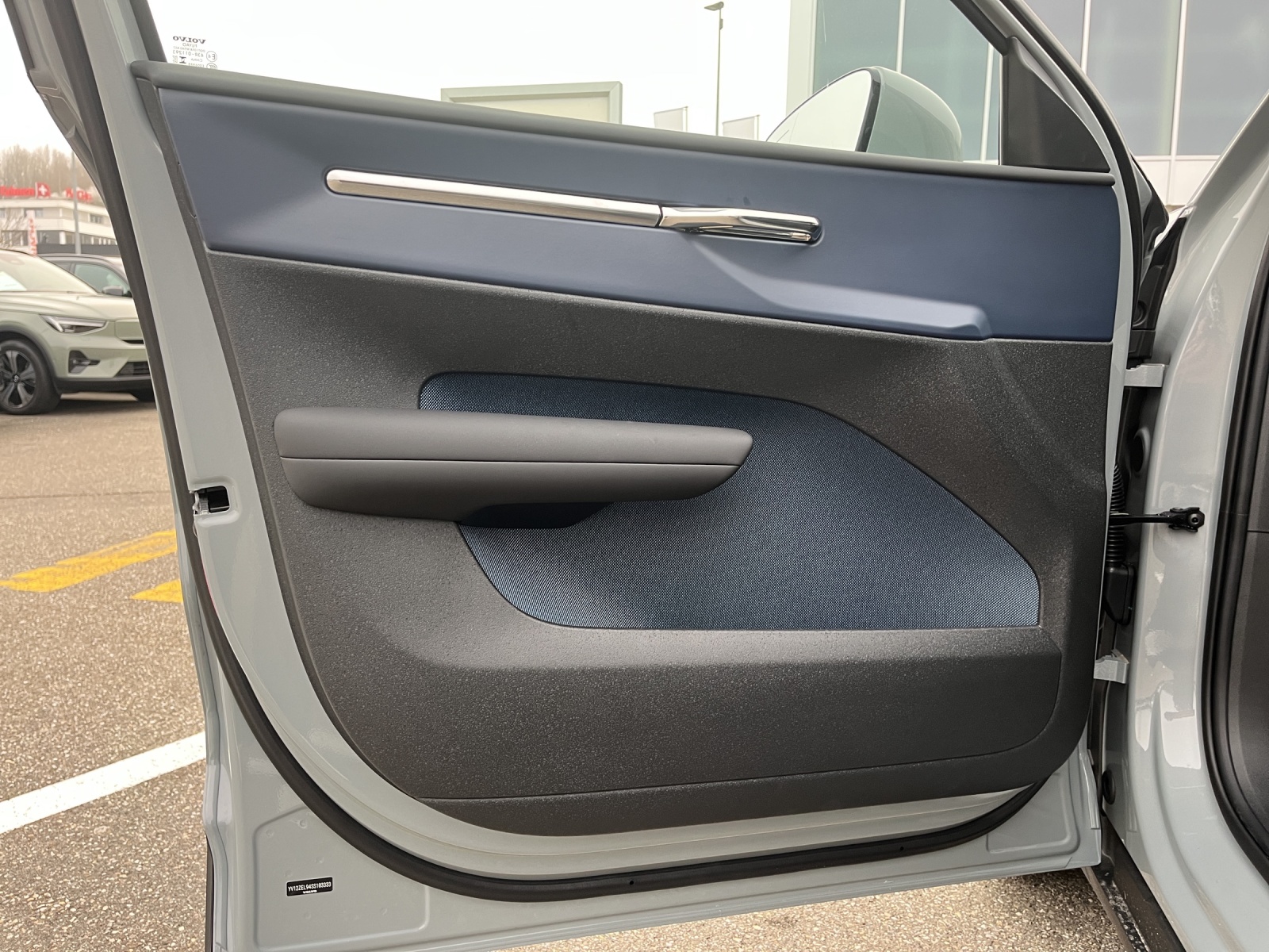 VOLVO EX30 E60 Core-image-13