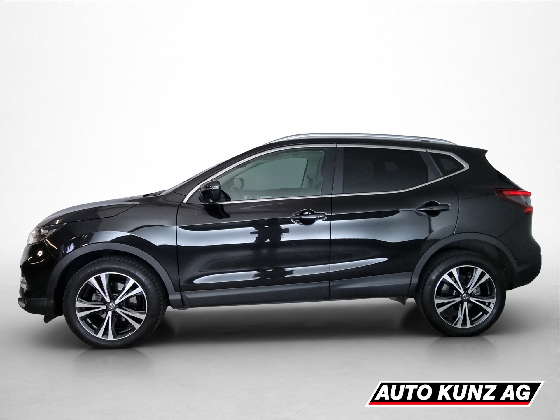 NISSAN Qashqai 1.3 DIG-T 160 Acenta-showroom-element-2