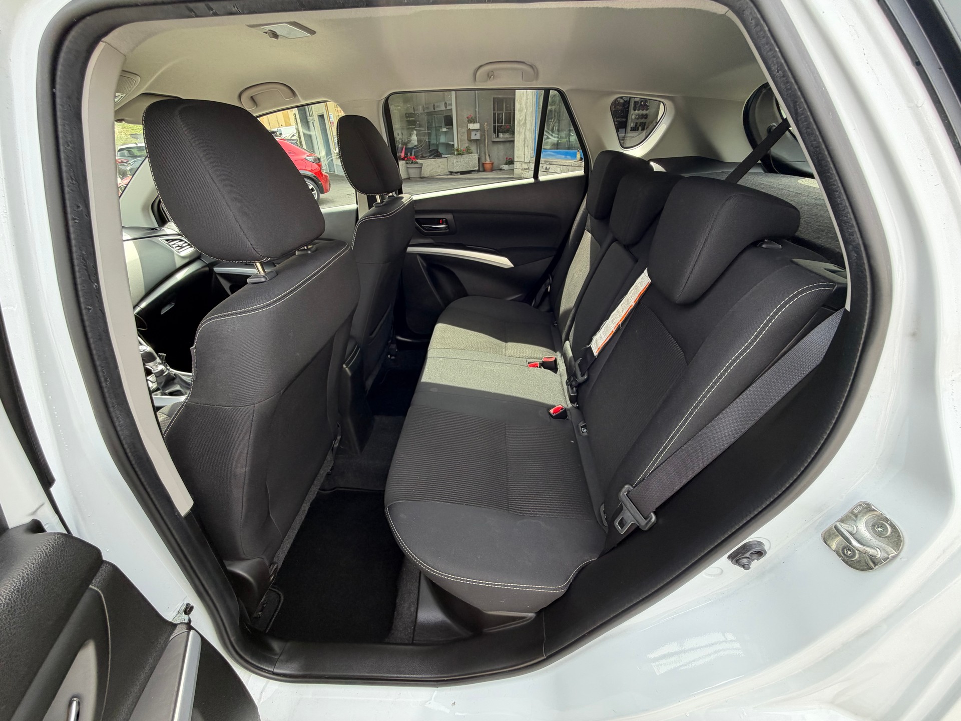 SUZUKI SX4 S-Cross 1.4 16V Piz Sulai 4WD-image-10