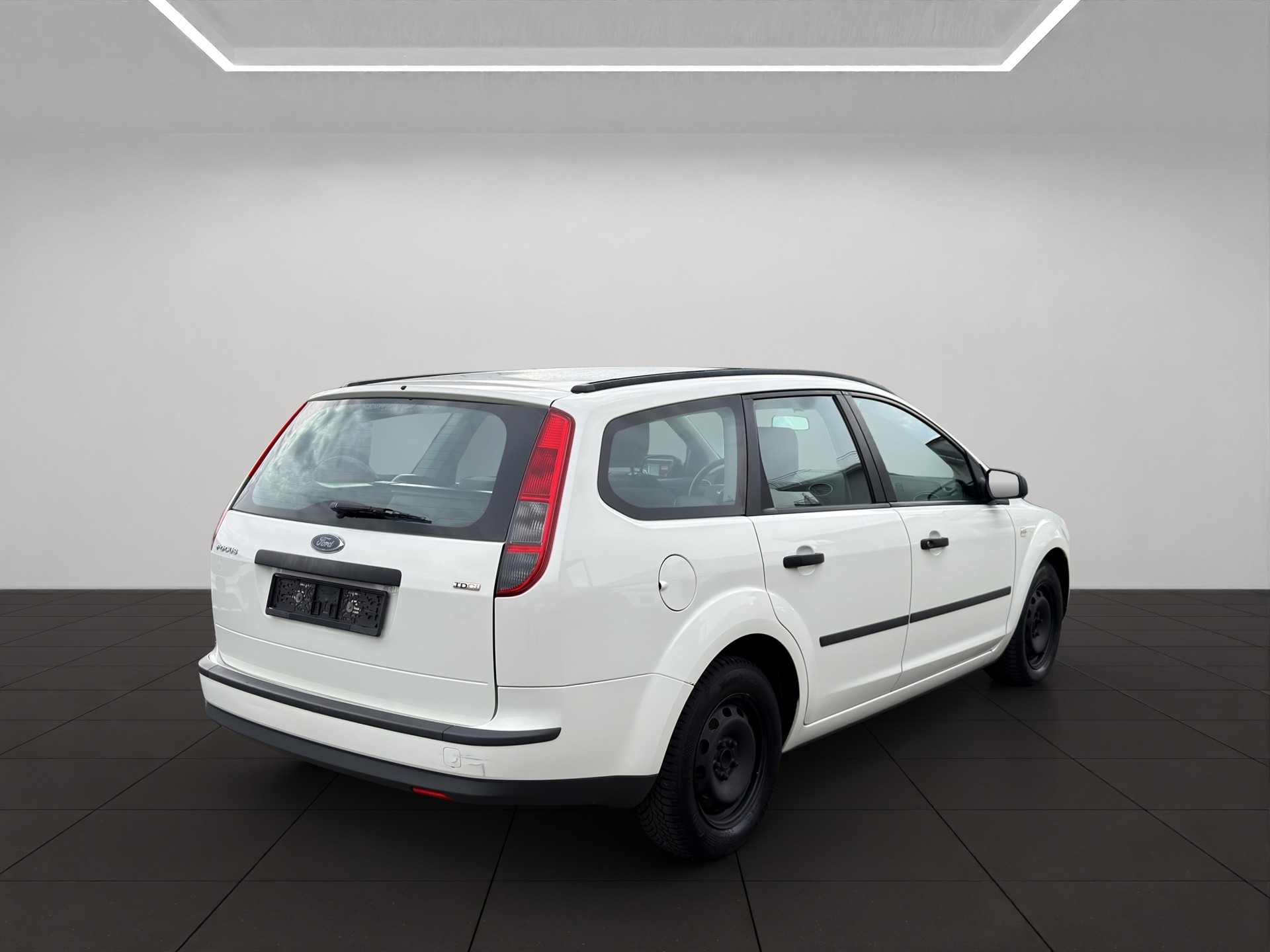 FORD Focus 1.6 TDCi Trend-showroom-element-1