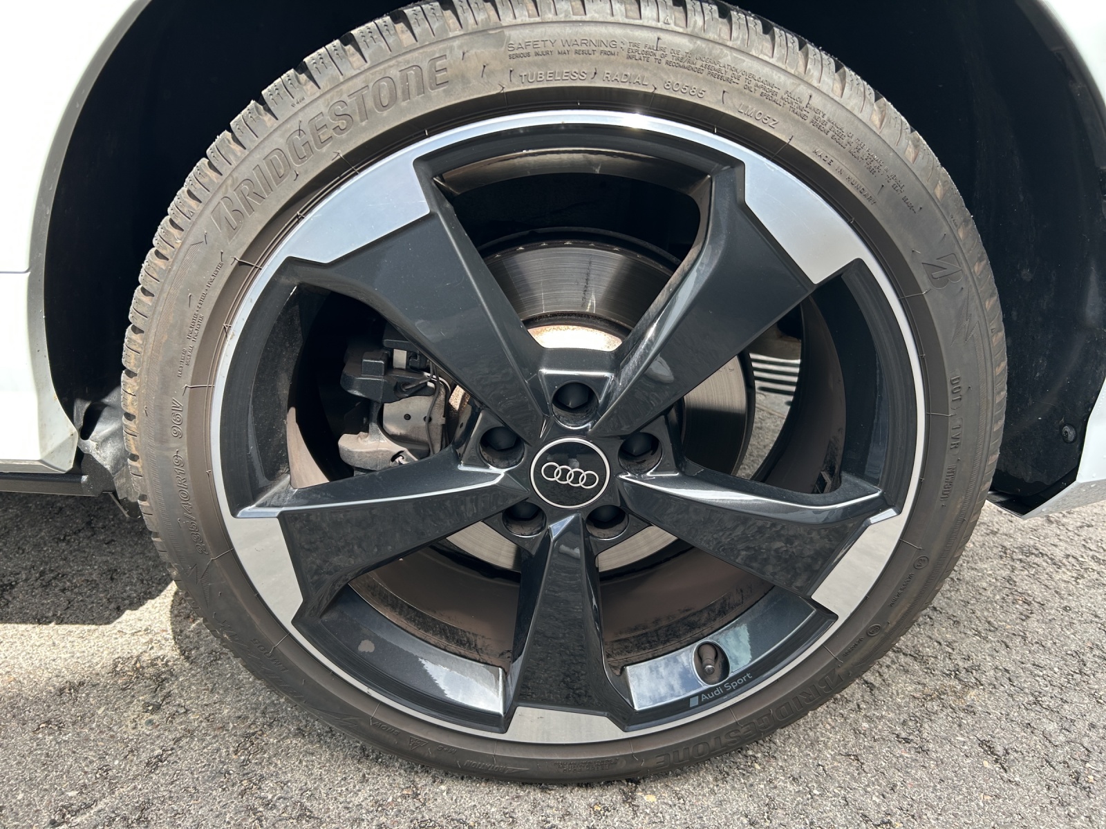 AUDI SQ2 TFSI quattro S-tronic 300PS - 4x4 - Anhängevorrichtung - Rückfahrkamera - Garantie-image-15