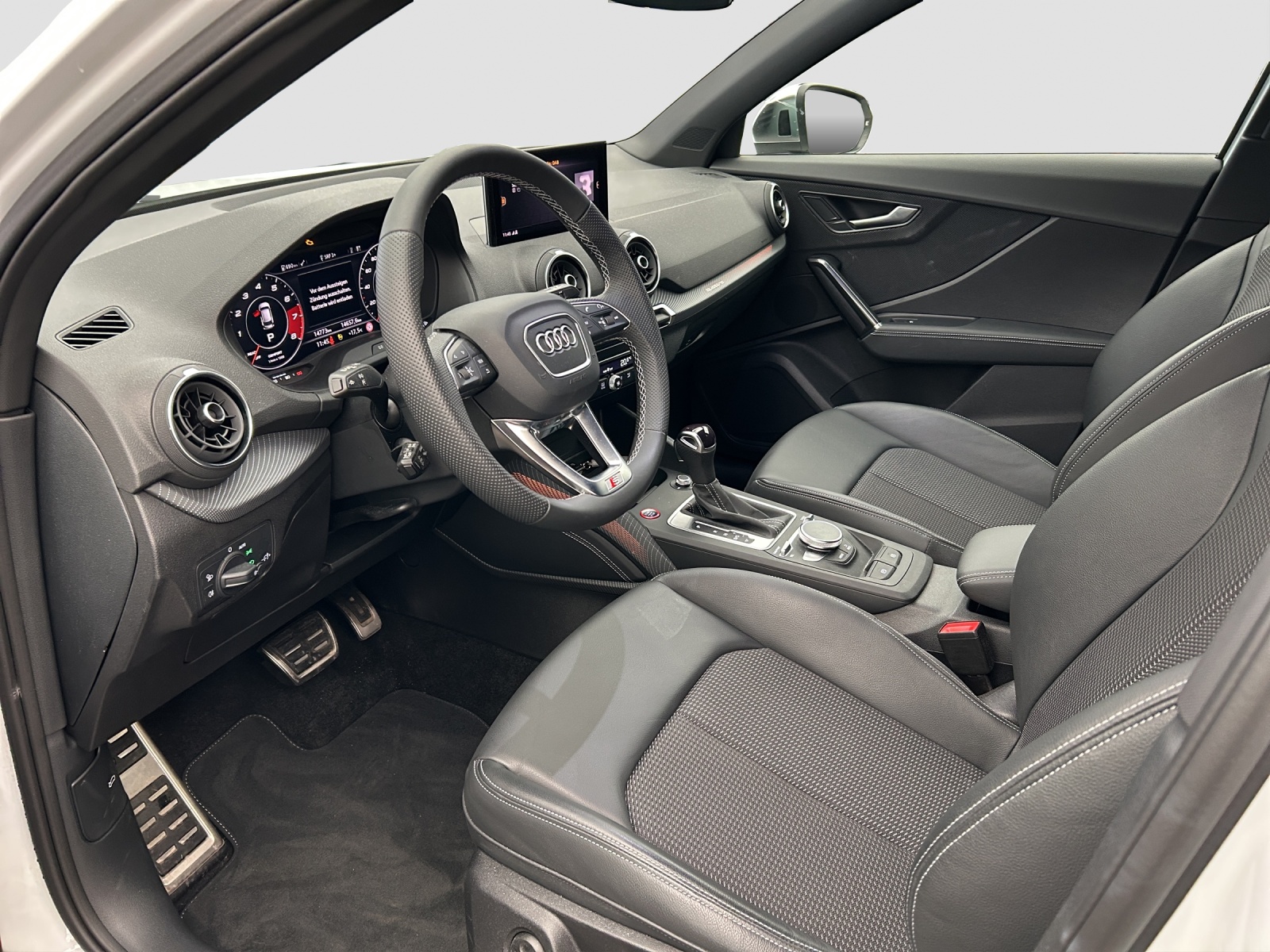 AUDI SQ2 TFSI quattro S-tronic 300PS - 4x4 - Anhängevorrichtung - Rückfahrkamera - Garantie-image-5