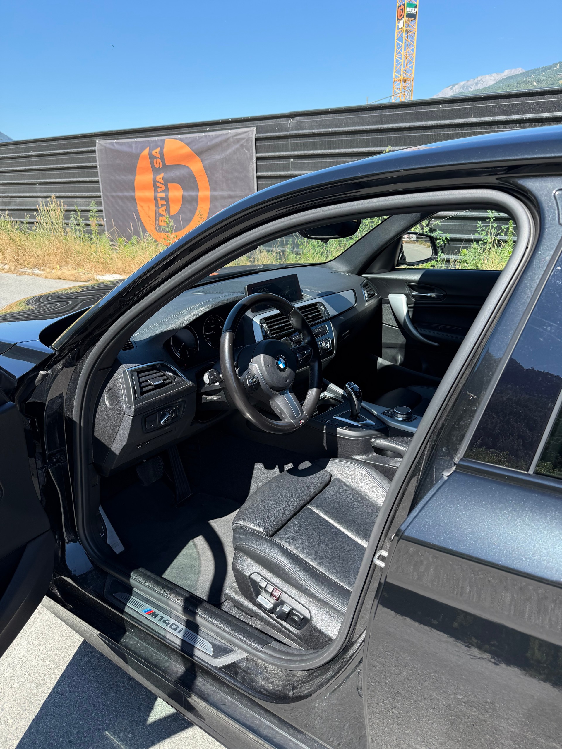 BMW M140i xDrive-image-4