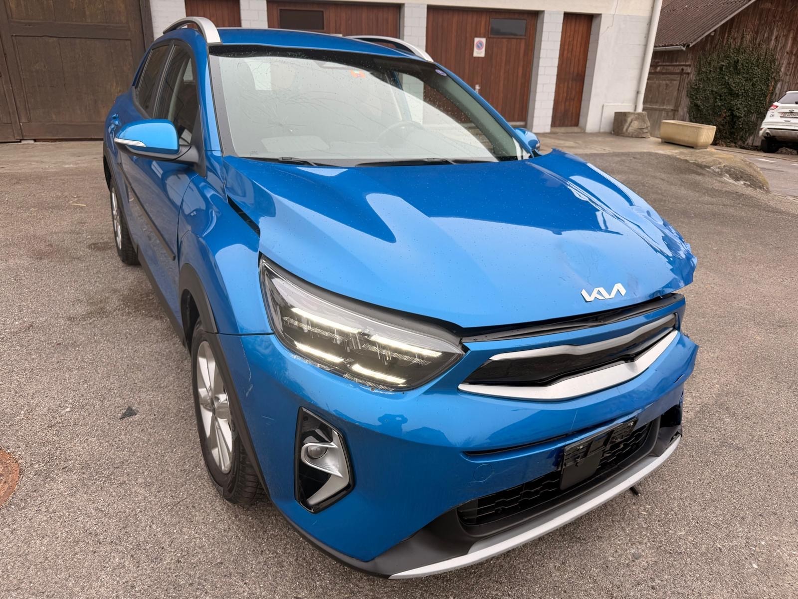 KIA Stonic 1.0 T-GDI Power DCT-image-1
