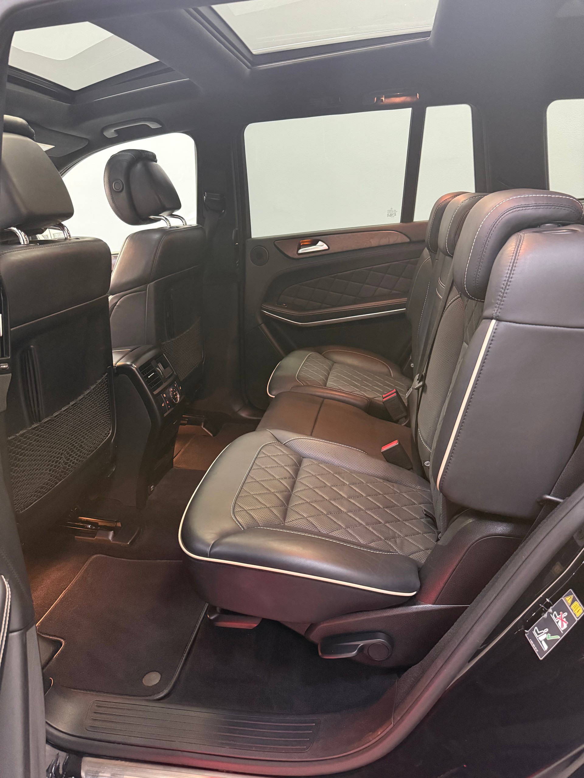MERCEDES-BENZ GL 500 4Matic 7G-Tronic-image-17