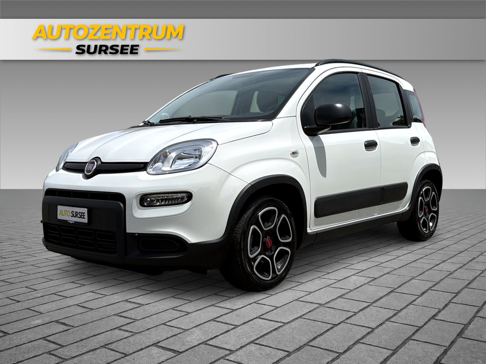 FIAT Panda 1.0 Hybrid City Life-image-0