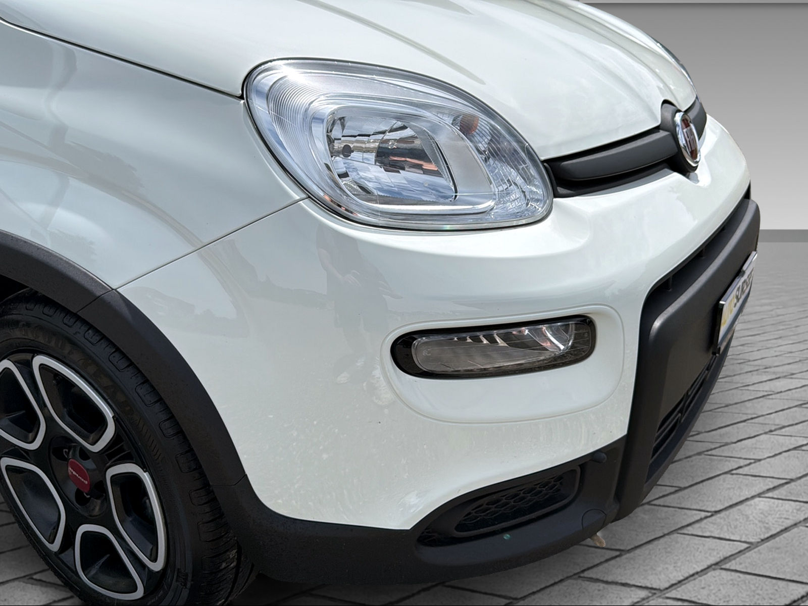 FIAT Panda 1.0 Hybrid City Life-image-10