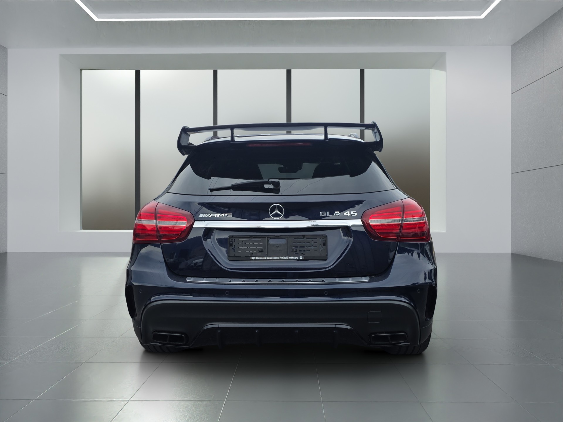 MERCEDES-BENZ GLA 45 AMG 4m-image-3