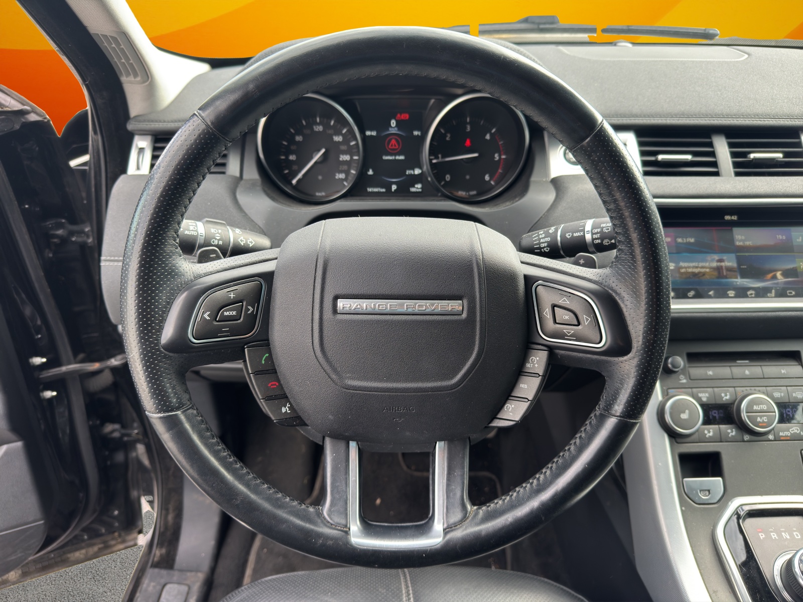 LAND ROVER Range Rover Evoque 2.0 TD4 HSE Dynamic AT9-image-9