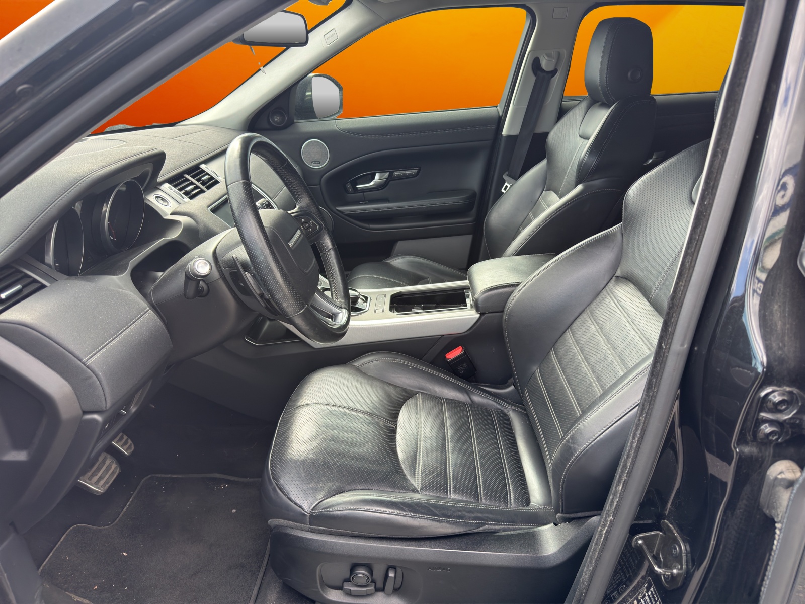 LAND ROVER Range Rover Evoque 2.0 TD4 HSE Dynamic AT9-image-10