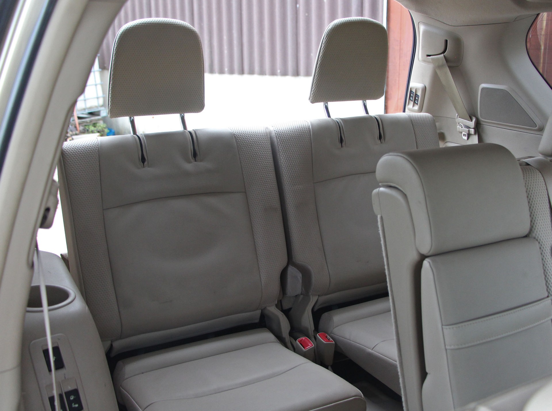 TOYOTA Land Cruiser 3.0 TD Linea Sol Premium Automatic-image-12