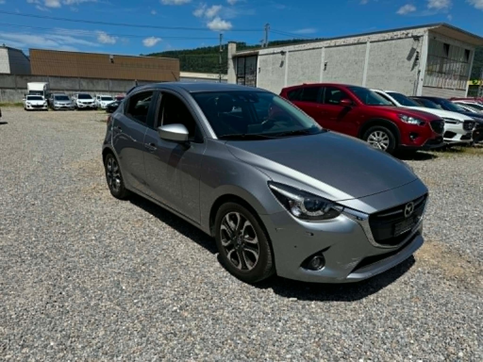 MAZDA 2 1.5i 16V Skyactiv-G Revolution-image-12