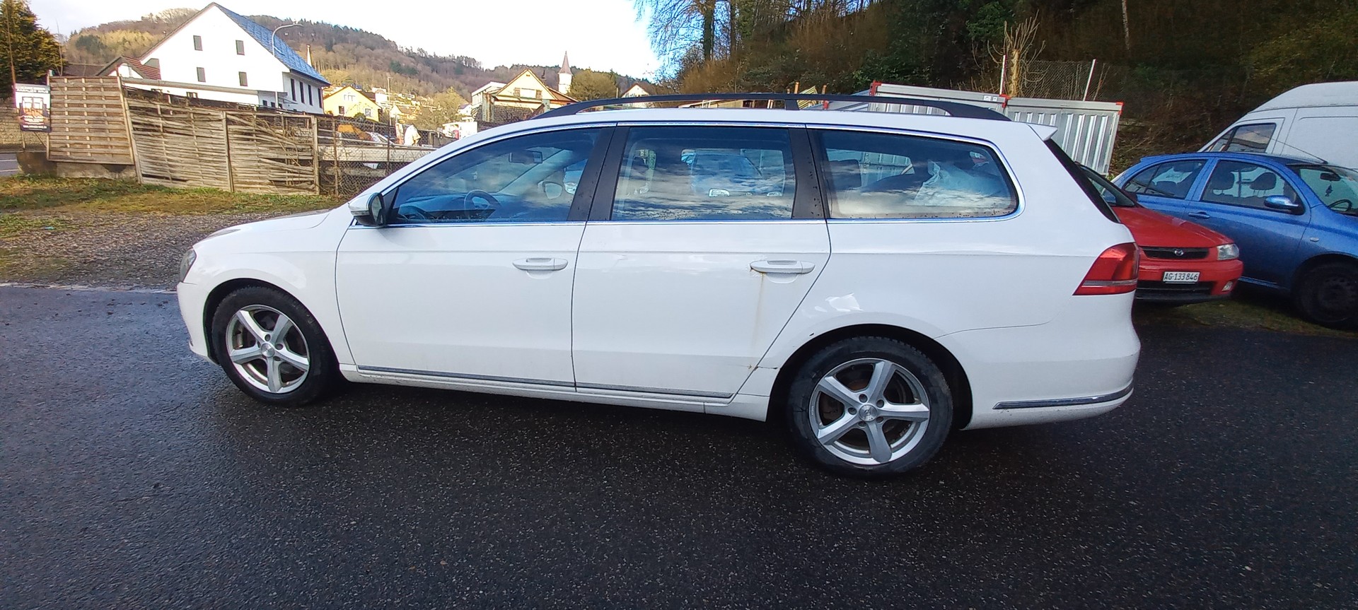 VW Passat Variant 2.0 TDI BMT Trendline-image-6