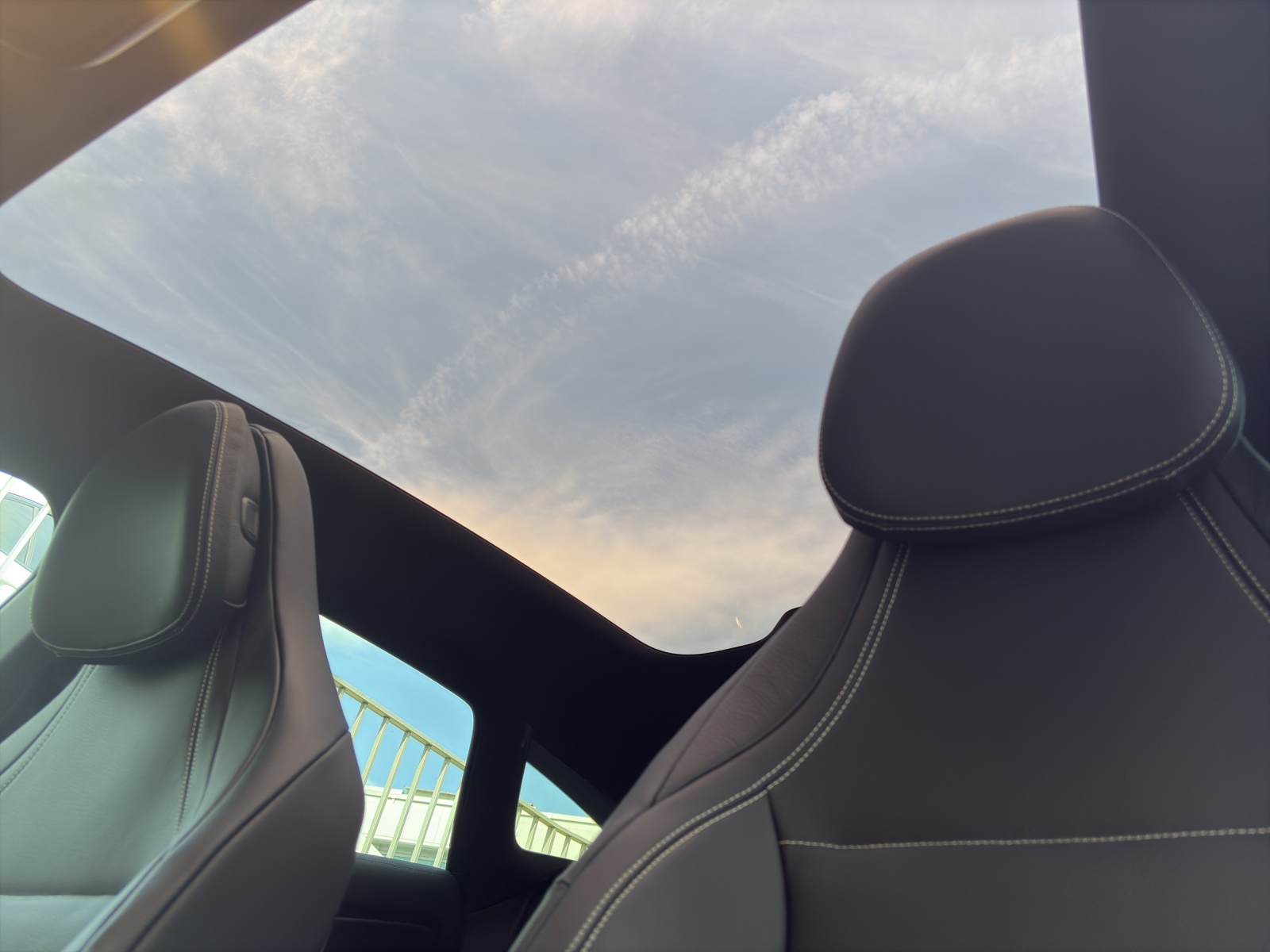 MERCEDES-BENZ CLA 220 4M Shooting Brake-image-11
