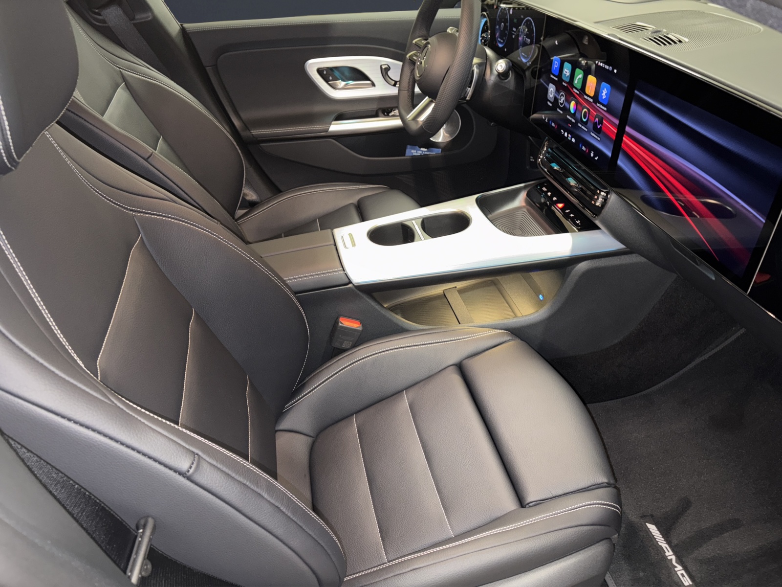 MERCEDES-BENZ CLA 220 4M Shooting Brake-image-9