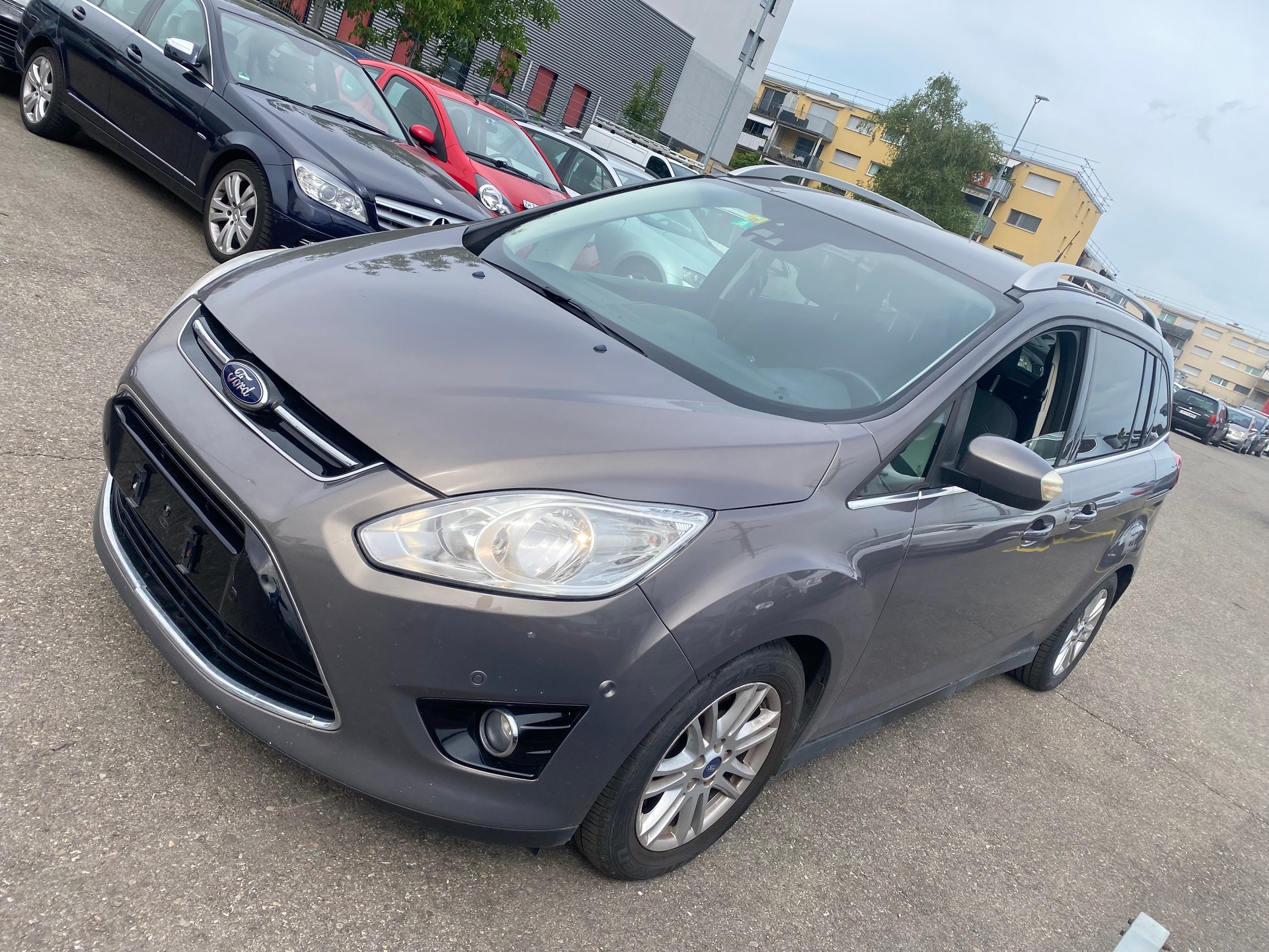 FORD Grand C-Max 2.0 TDCi Titanium PowerShift-image-2