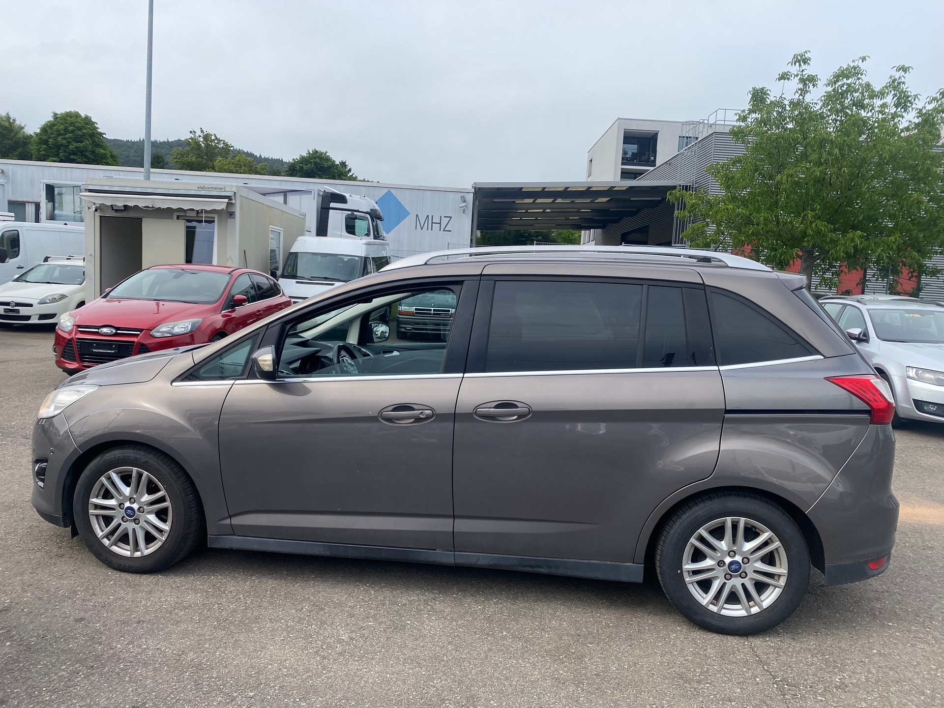 FORD Grand C-Max 2.0 TDCi Titanium PowerShift-image-4