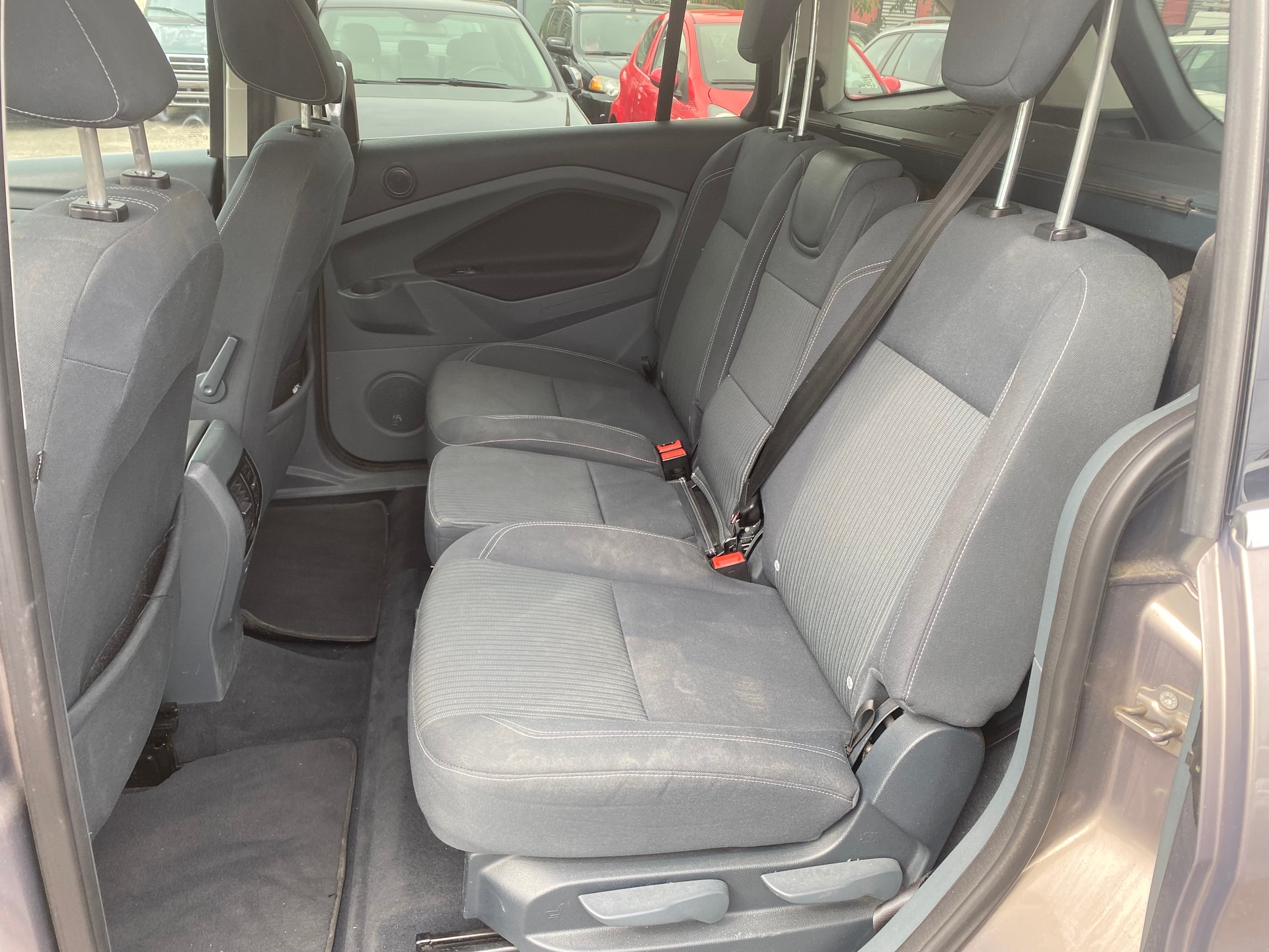 FORD Grand C-Max 2.0 TDCi Titanium PowerShift-image-11