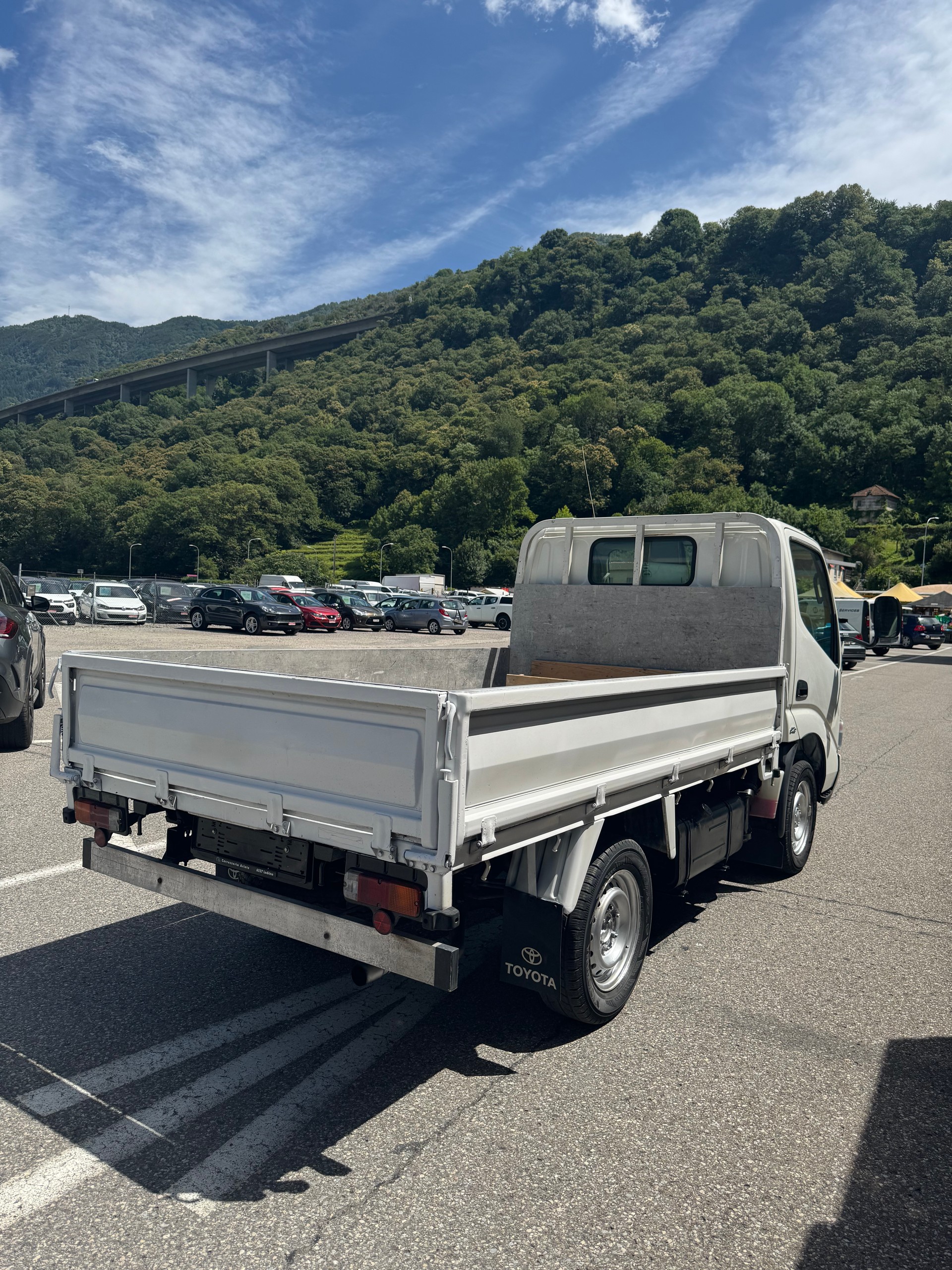 TOYOTA Dyna 100 2.5 D-4D-image-2