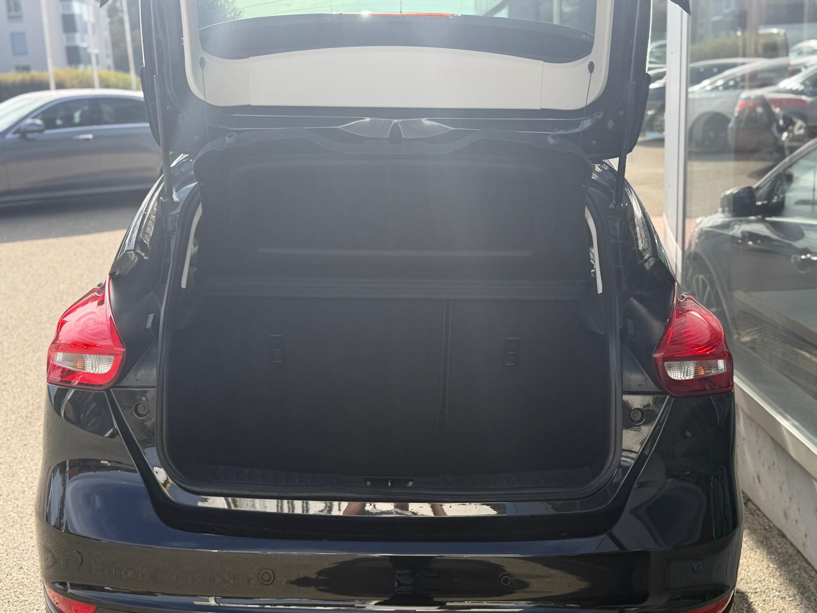 FORD Focus 1.5 SCTi Titanium-image-5