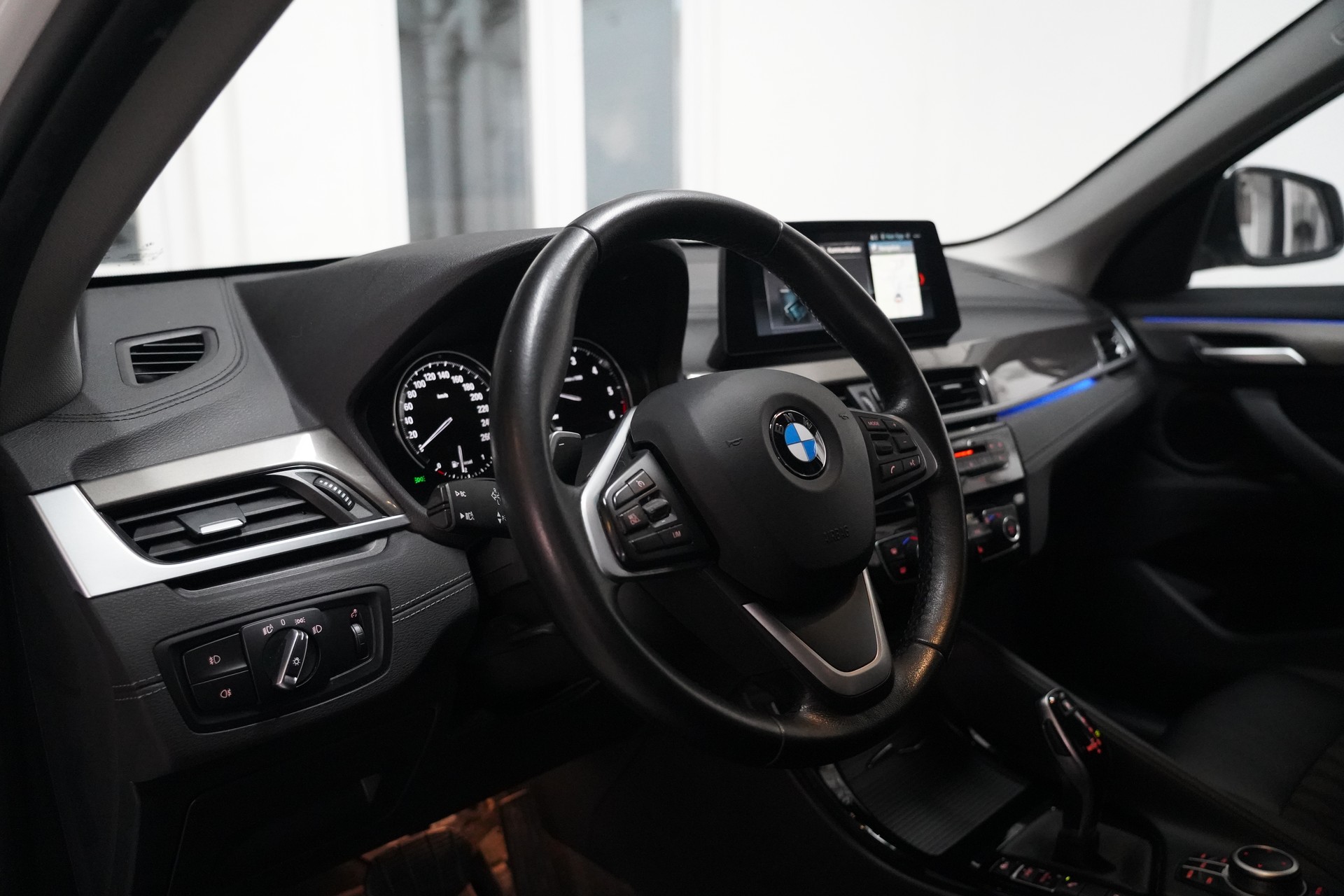 BMW X1 xDrive 25d Steptronic-image-10
