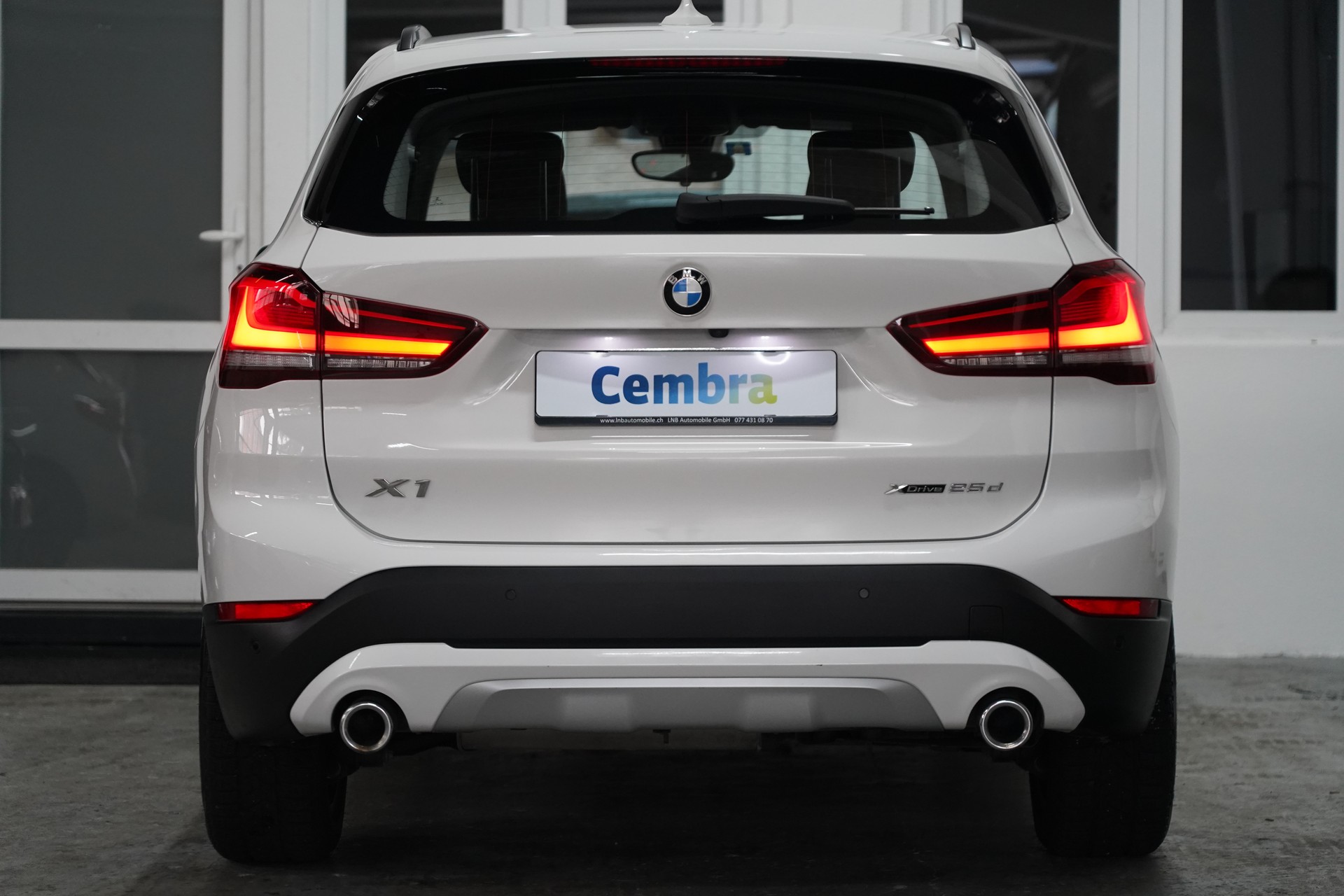 BMW X1 xDrive 25d Steptronic-image-6