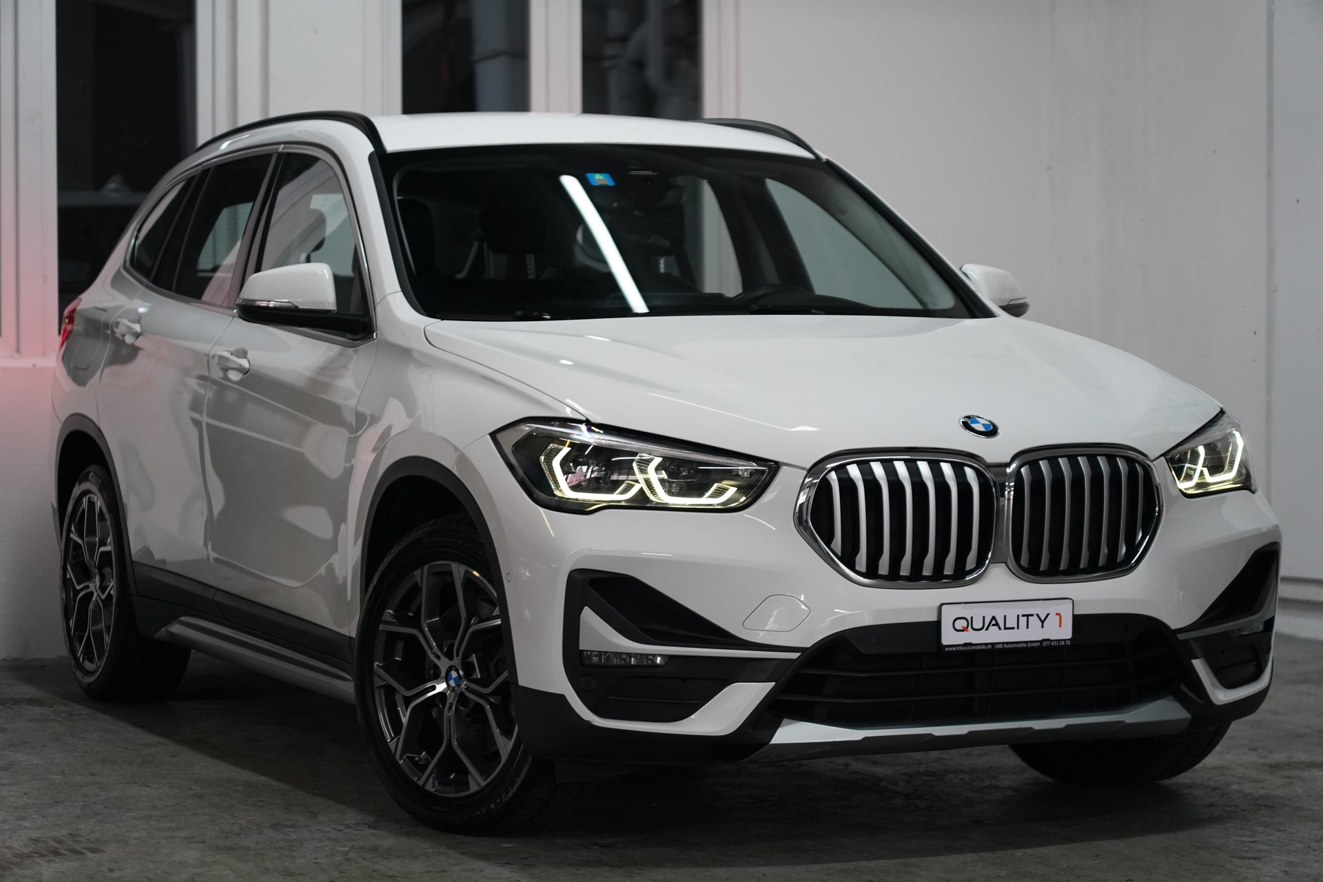 BMW X1 xDrive 25d Steptronic-image-0