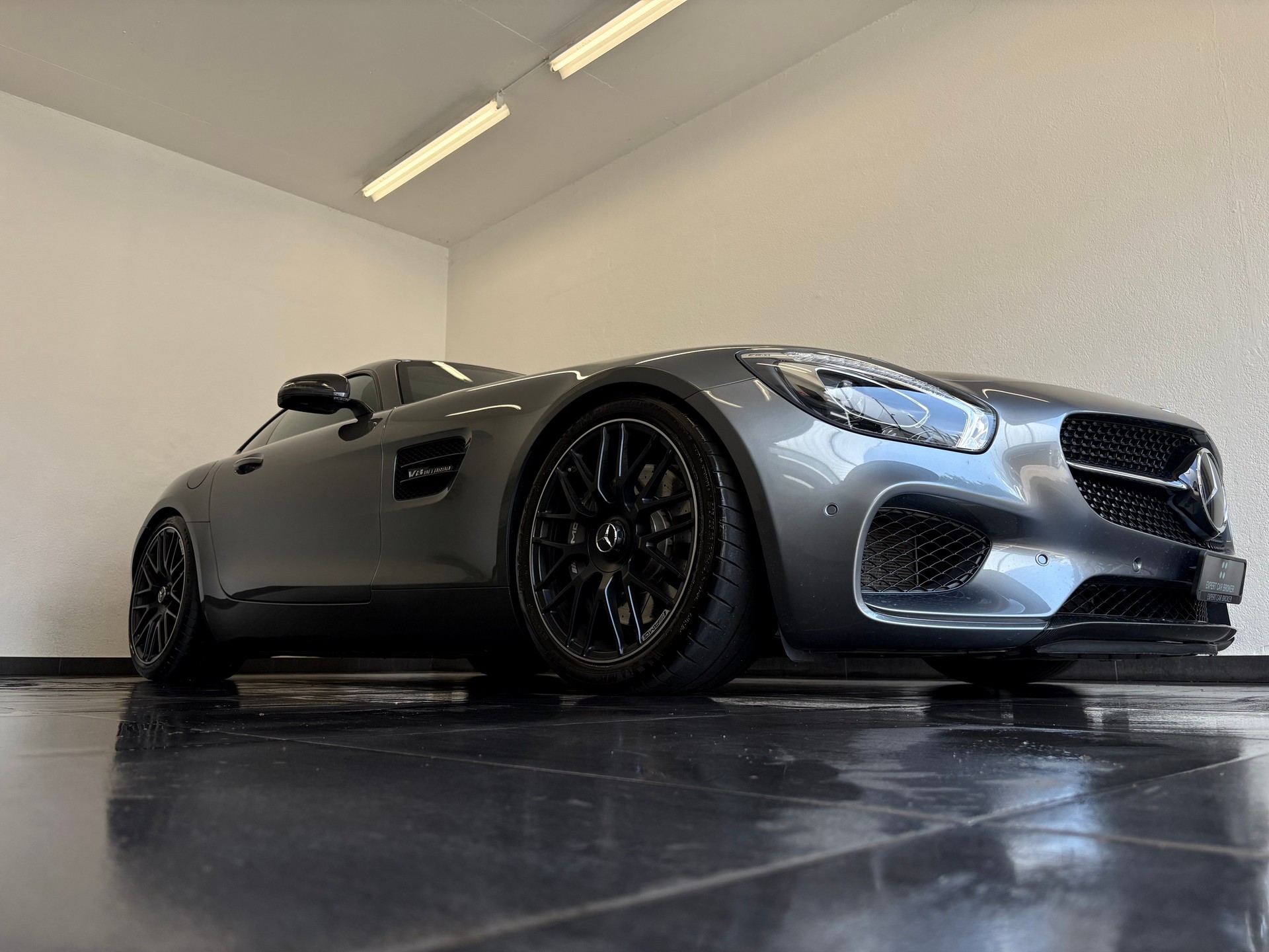 MERCEDES-BENZ AMG GT Speedshift DCT-image-1