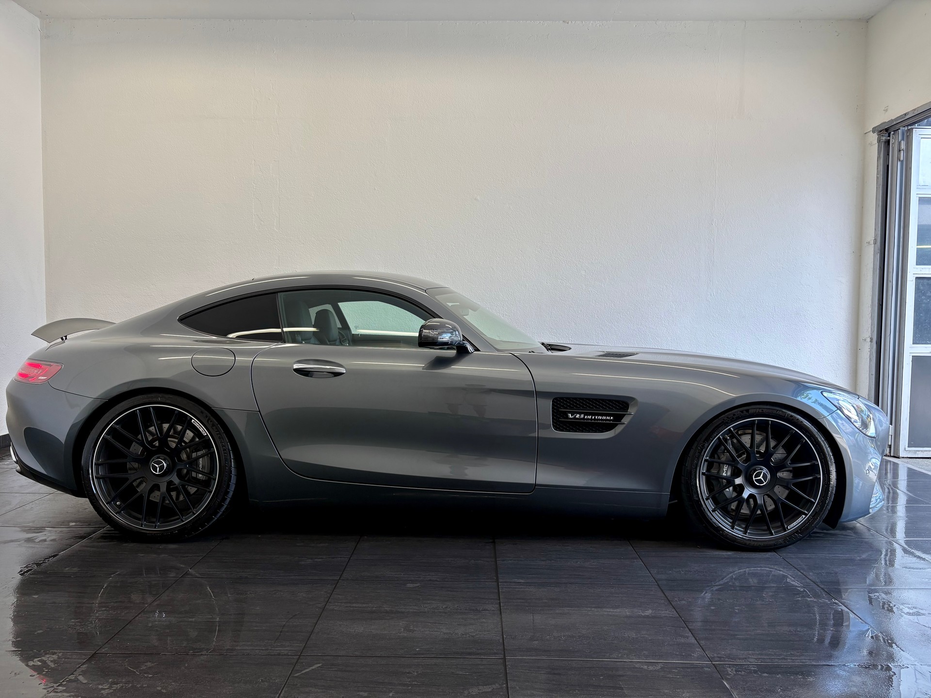 MERCEDES-BENZ AMG GT Speedshift DCT-image-4