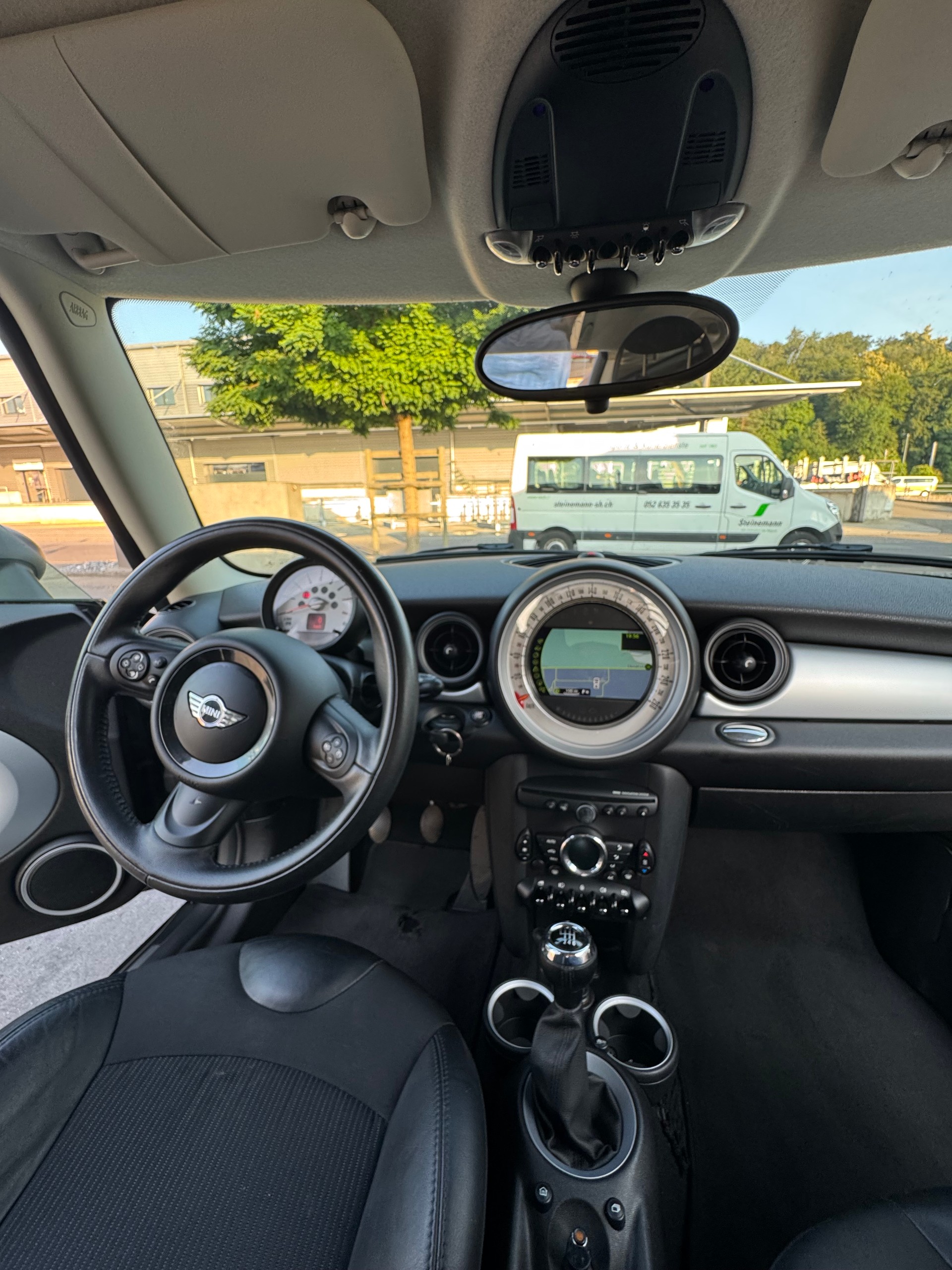 MINI 1.6i One-image-2