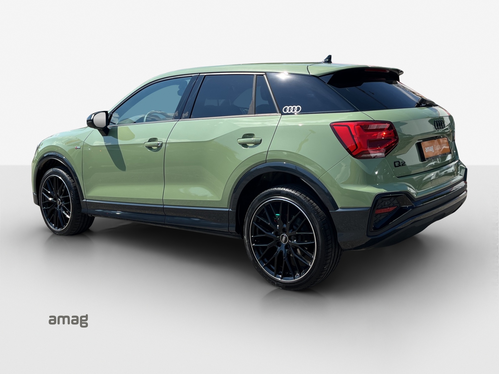 AUDI Q2 35 TFSI S line S-tronic-image-2