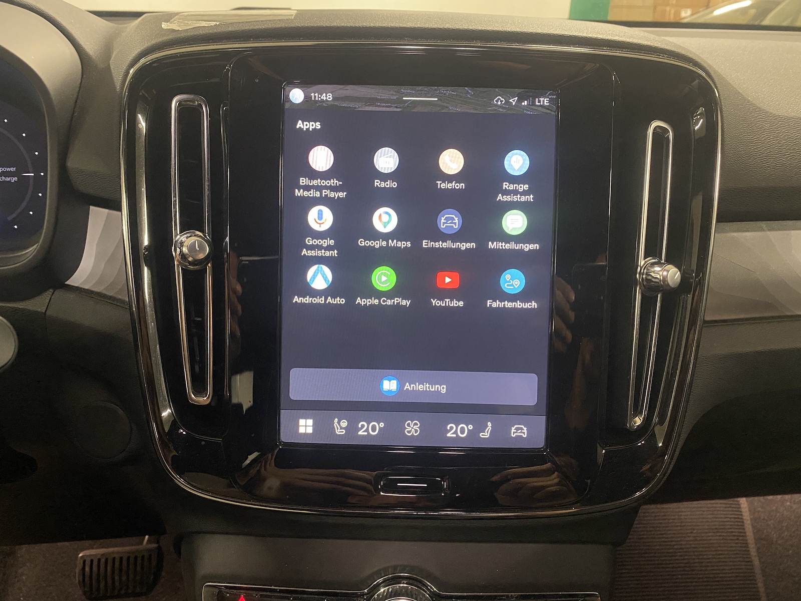 VOLVO XC40 E80 Twin Plus AWD-image-12