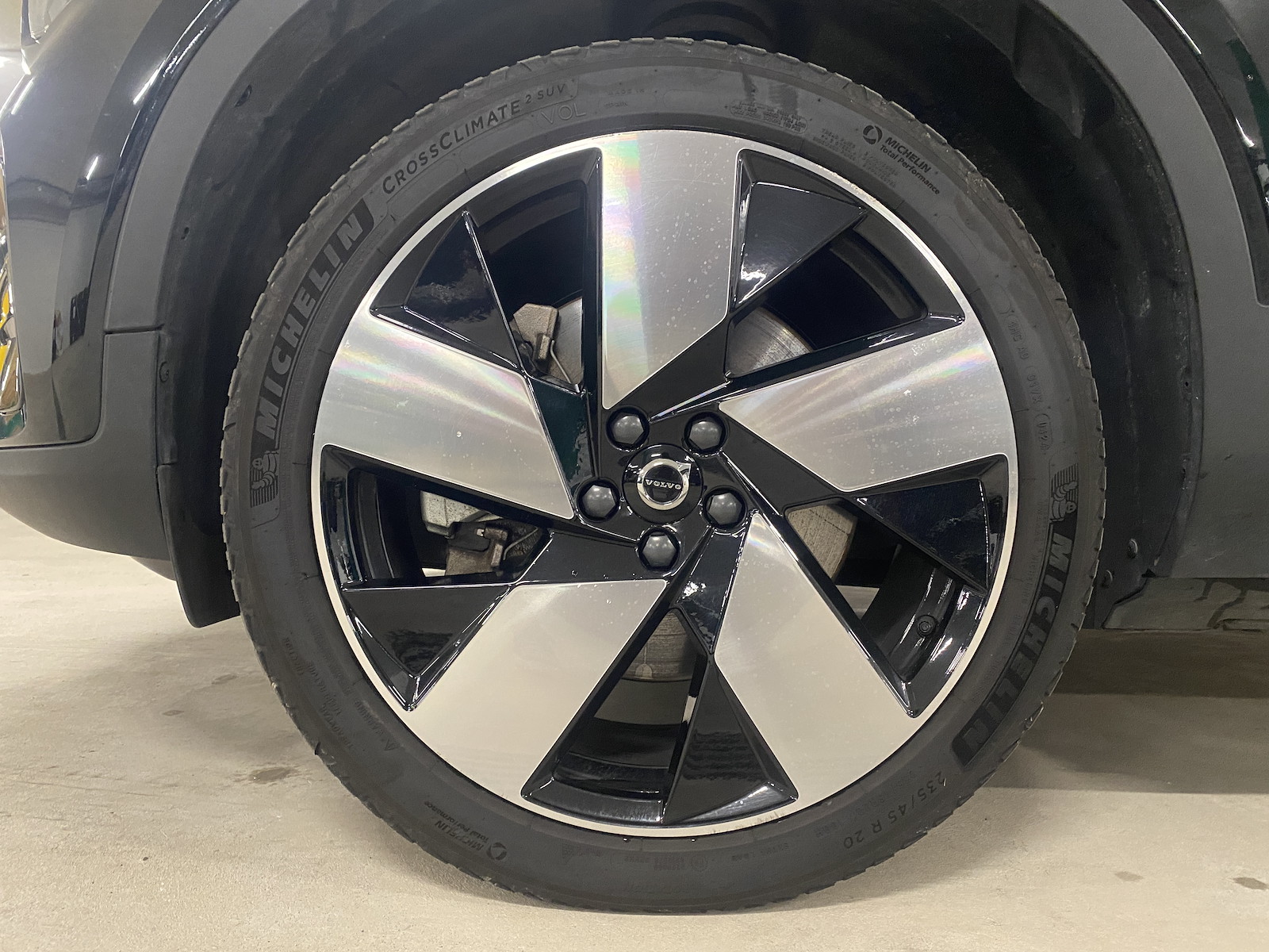 VOLVO XC40 E80 Twin Plus AWD-image-15