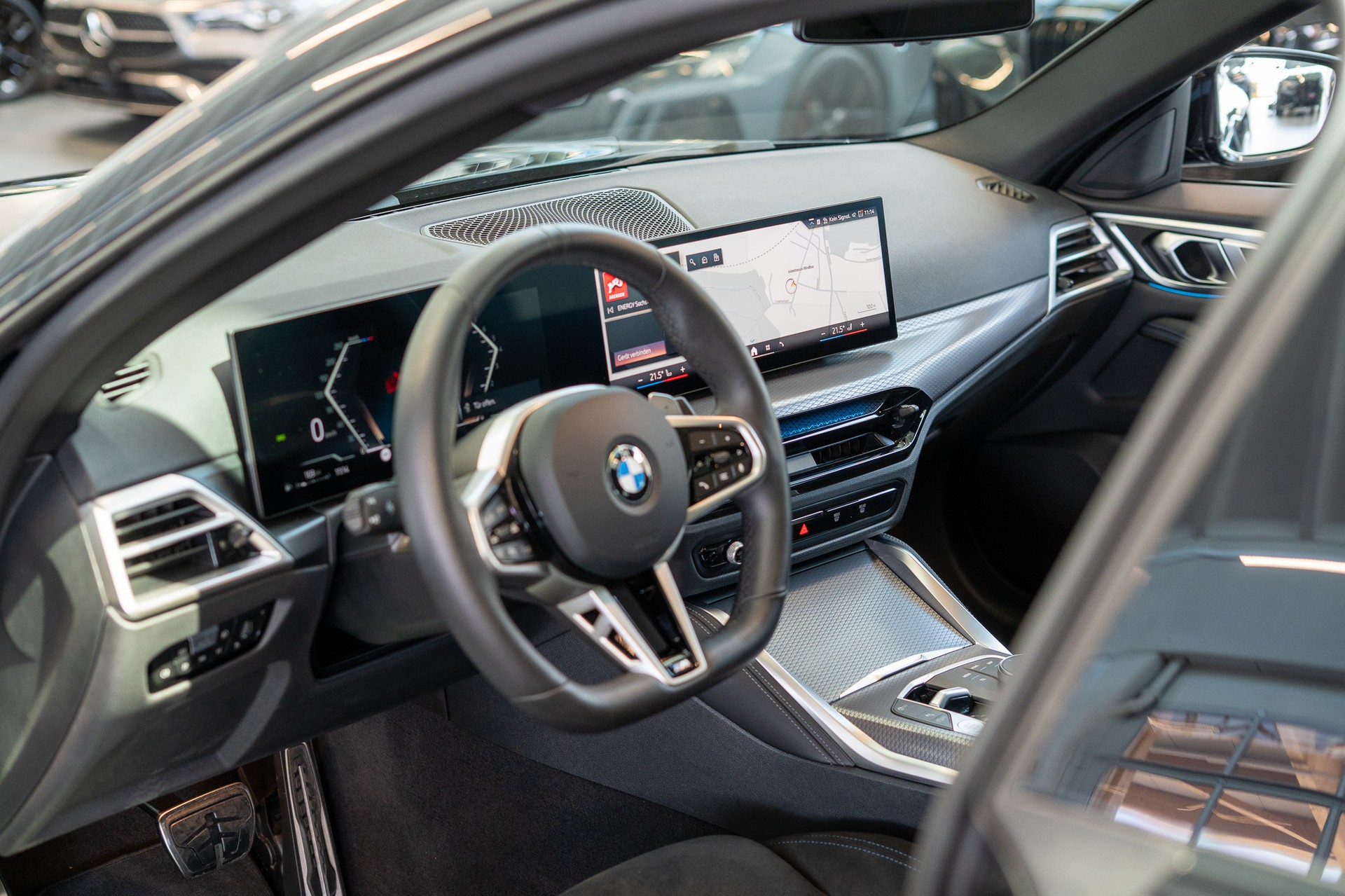 BMW 430i xDrive Gran Coupé / LCI /Glasdach / Rückfahrkamera /-image-10