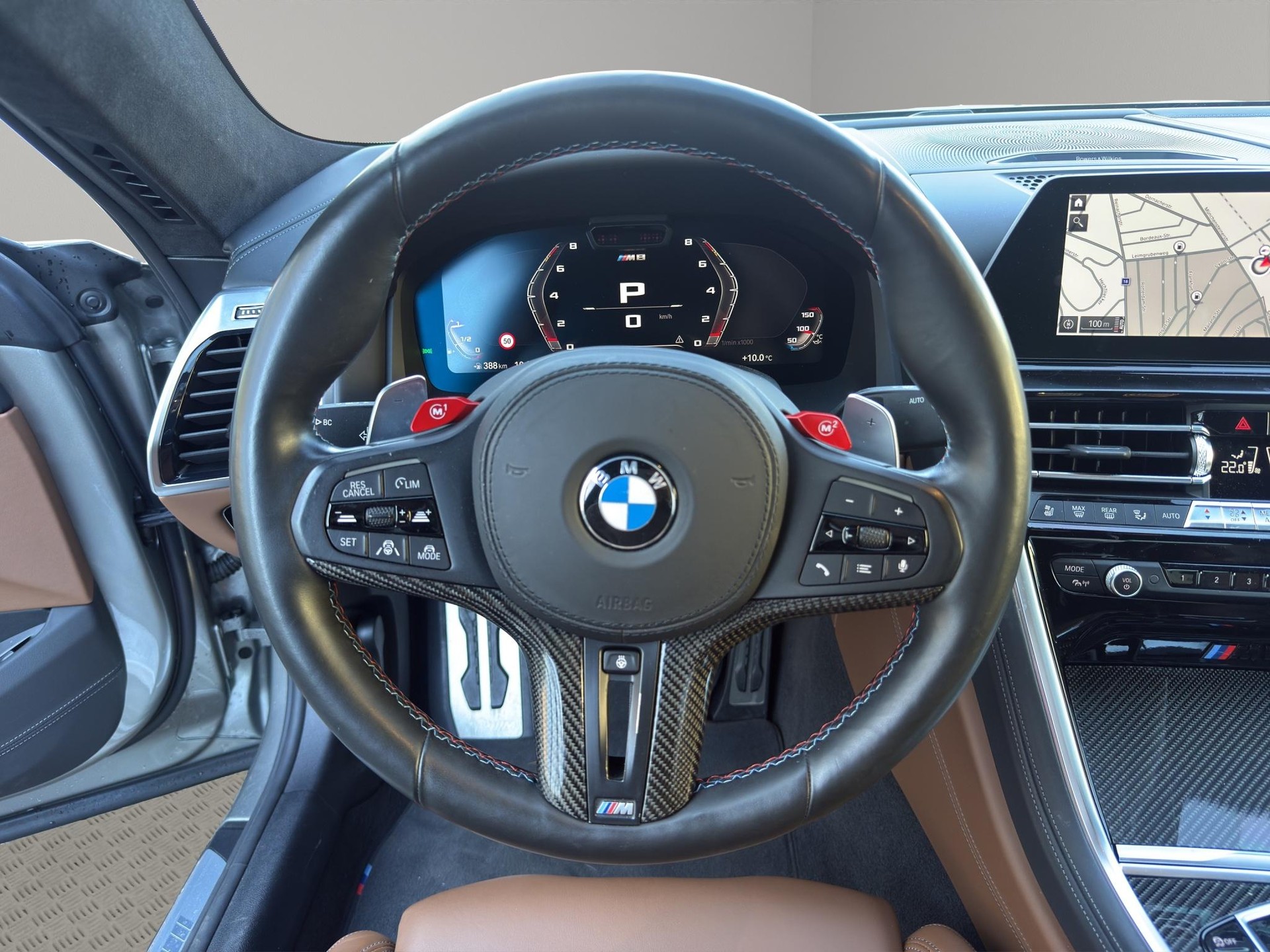 BMW M8 Competition xDrive Coupé-image-4
