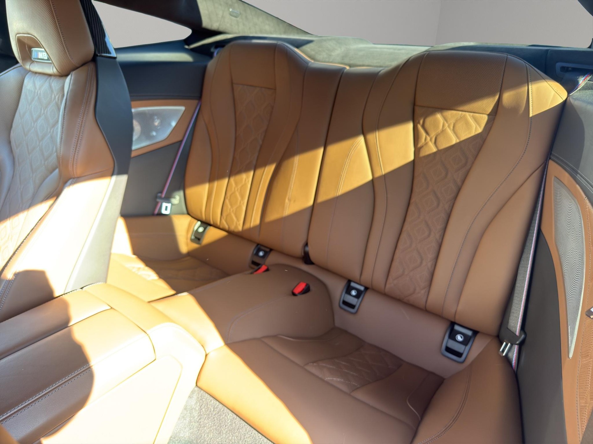 BMW M8 Competition xDrive Coupé-image-7