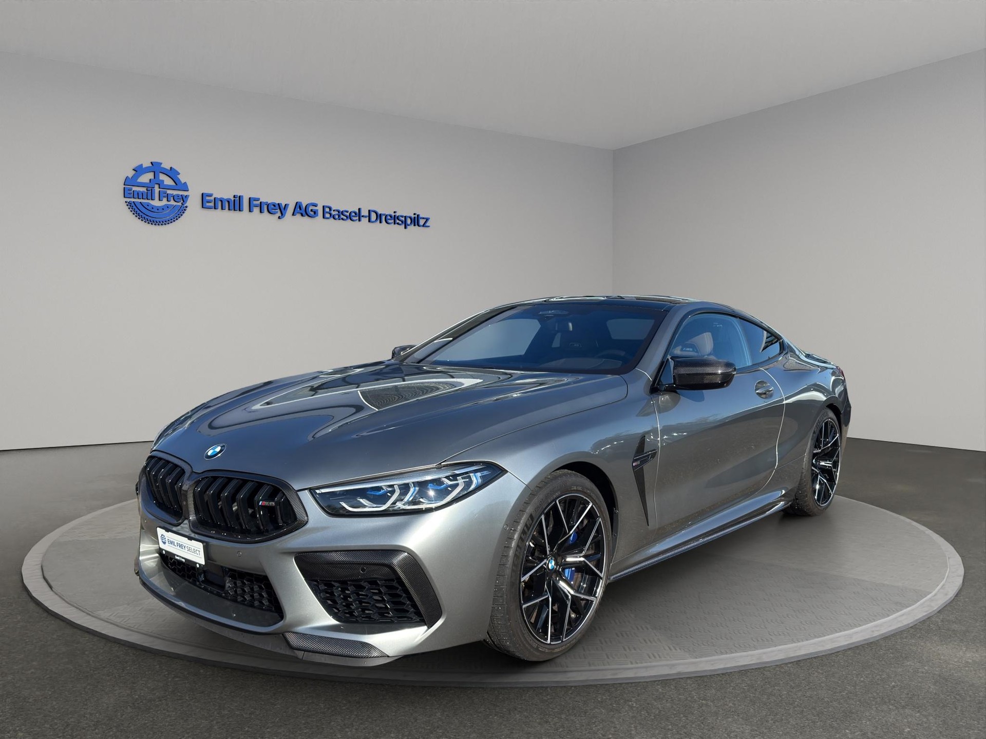 BMW M8 Competition xDrive Coupé-image-0