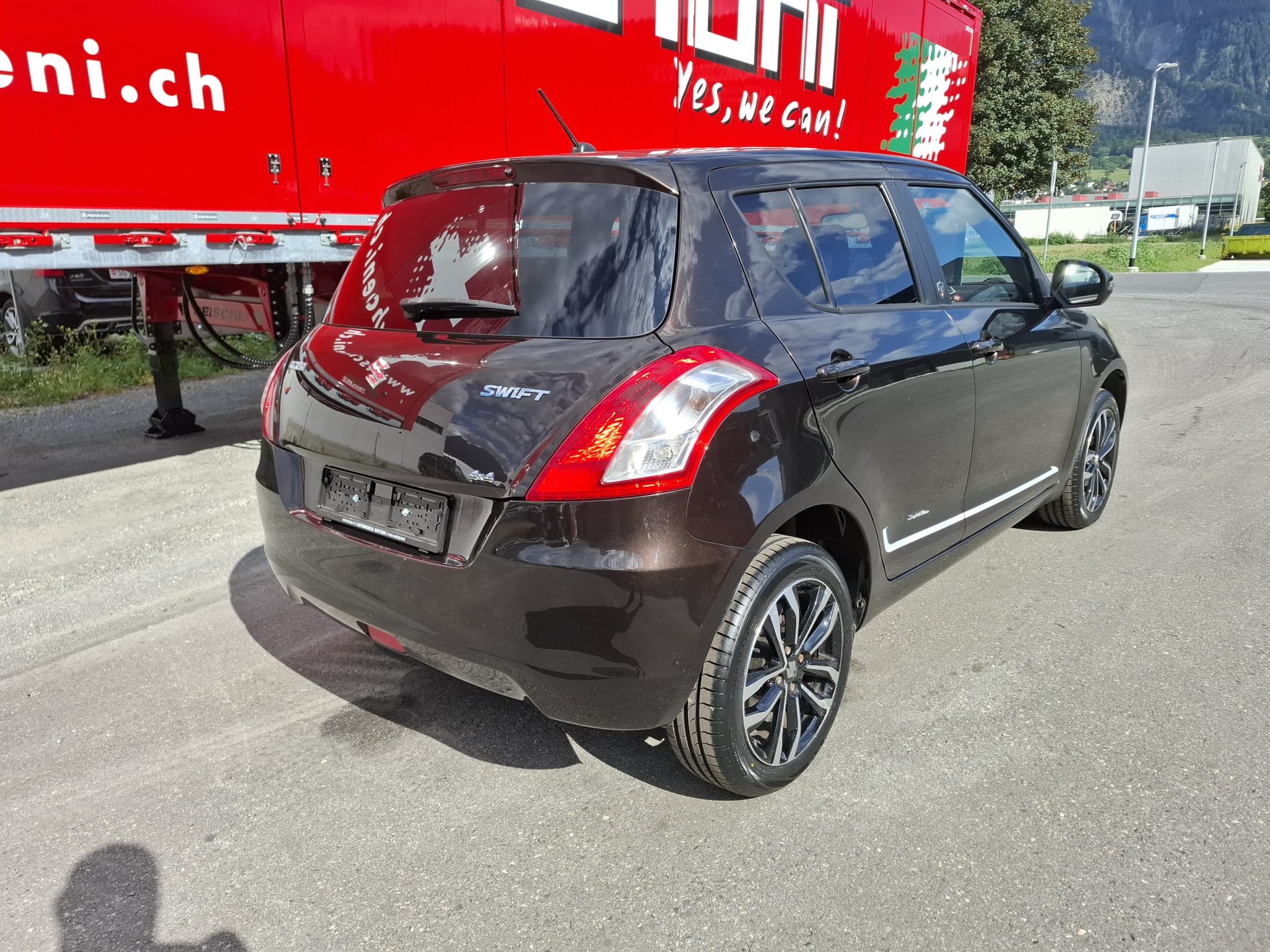 SUZUKI Swift 1.2i 16V Sergio Cellano Top 4x4-image-3