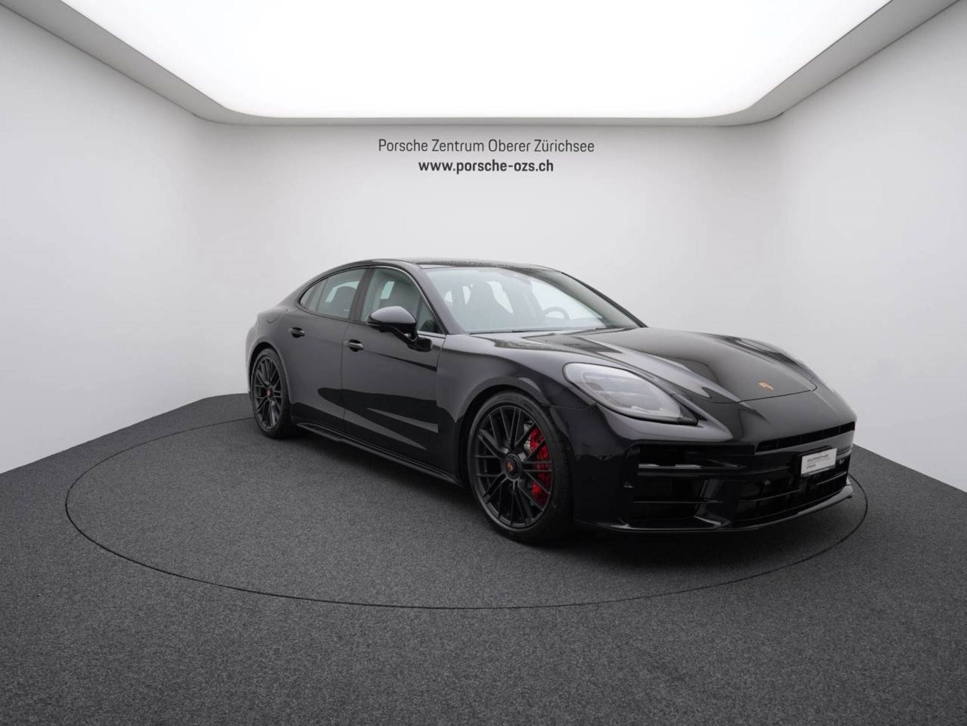 PORSCHE Panamera GTS-image-8