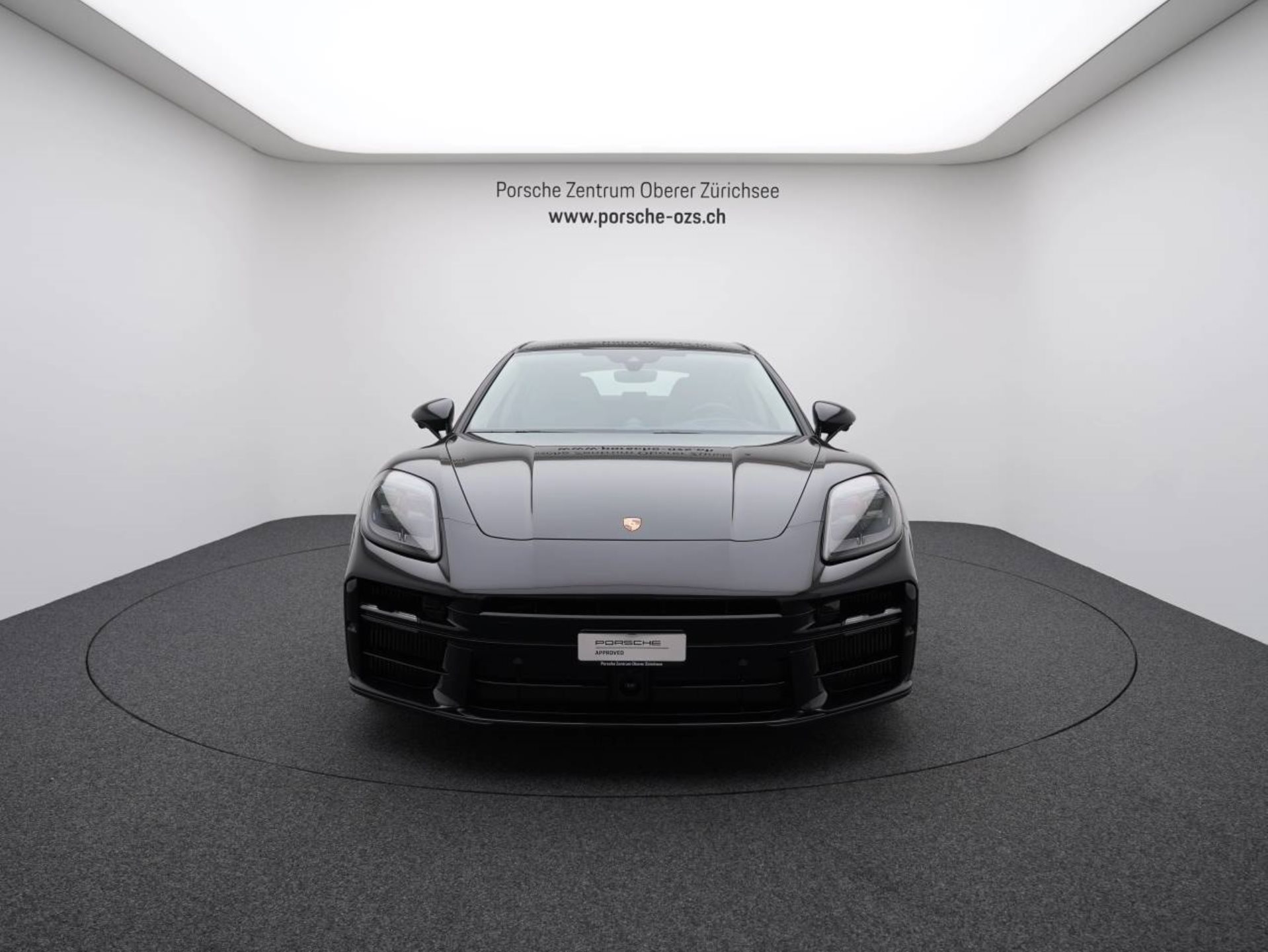 PORSCHE Panamera GTS-image-9