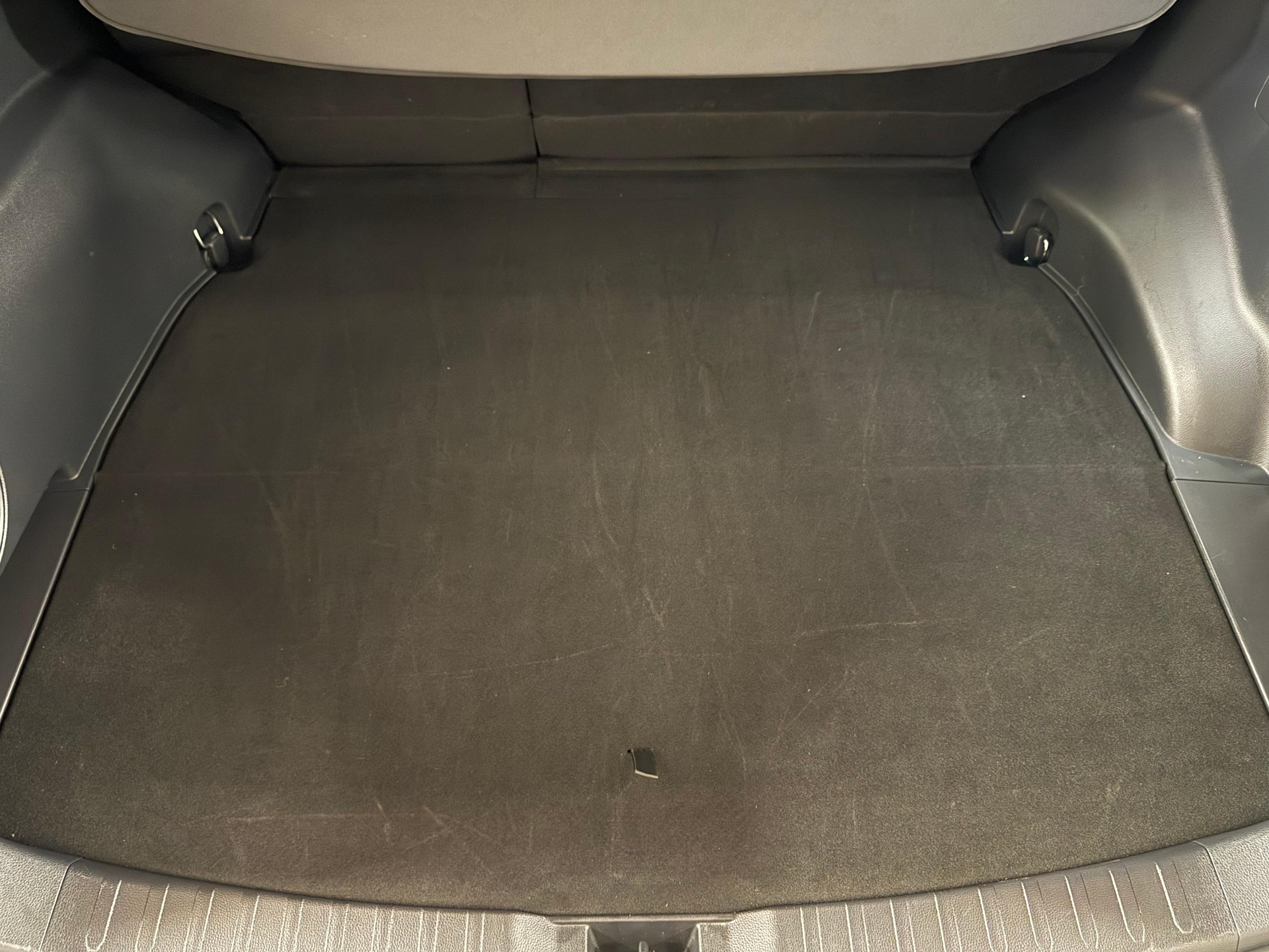 TOYOTA RAV4 2.5 Plug-In-Hybrid Premium-image-13