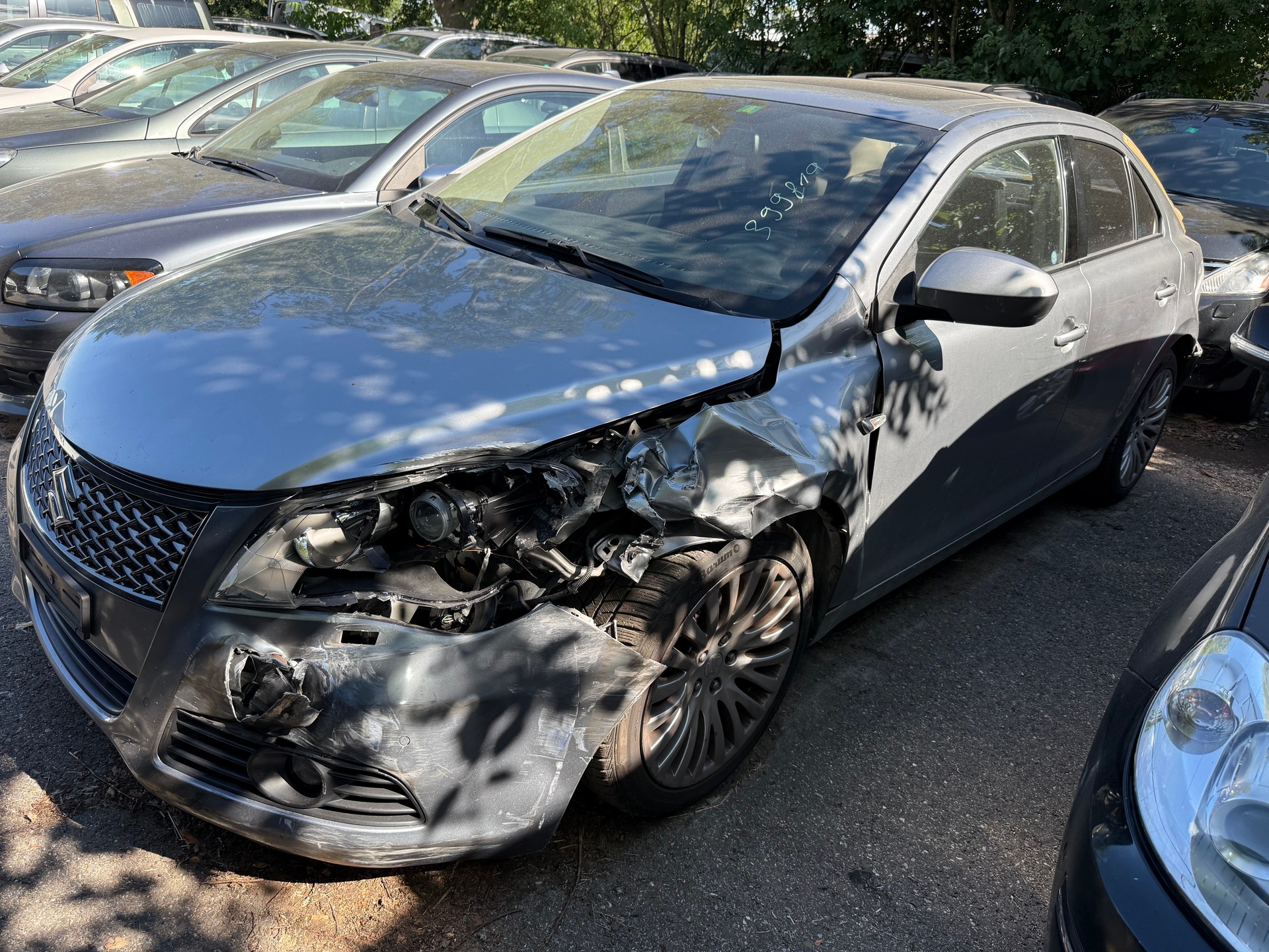 SUZUKI Kizashi 2.4 GL Top 4WD CVT-image-2