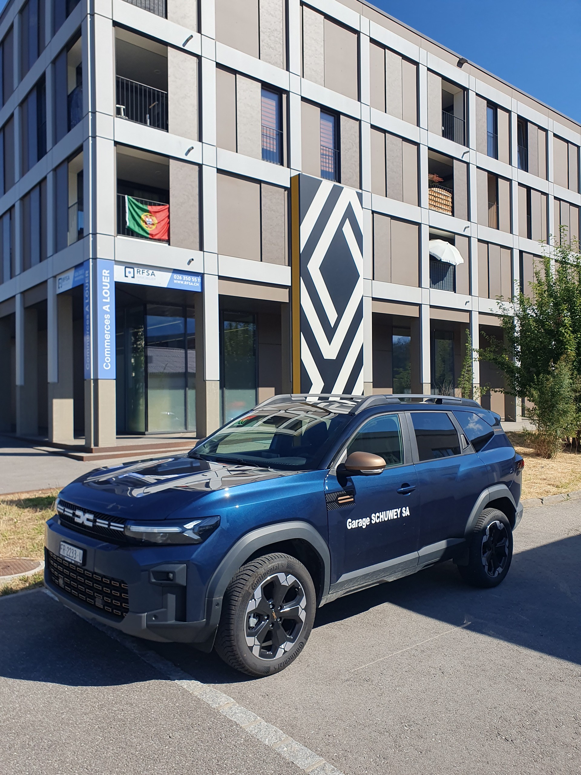 DACIA Bigster TCe 150 48V Extreme 4x4-image-0